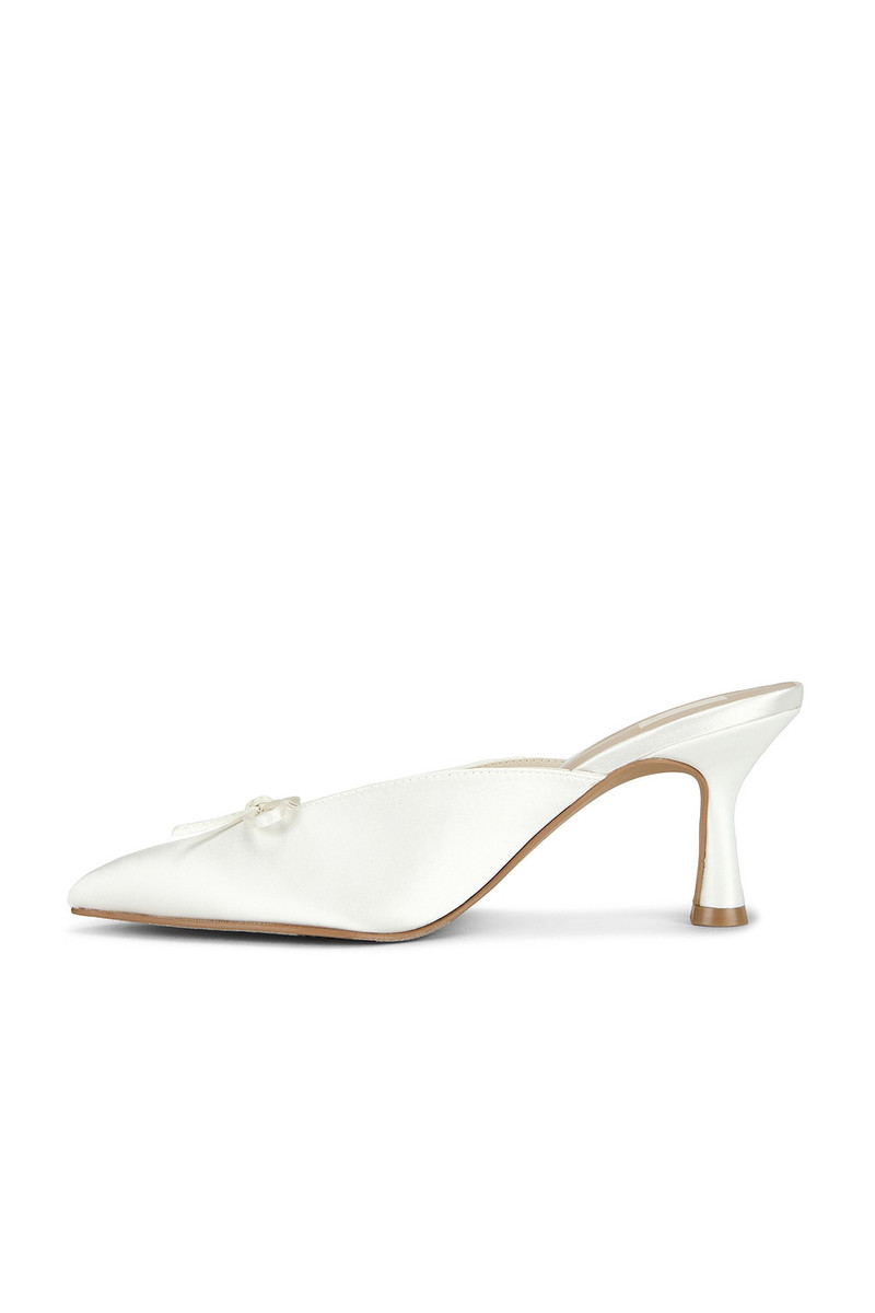 dolce vita Cleo High Sandal outlook