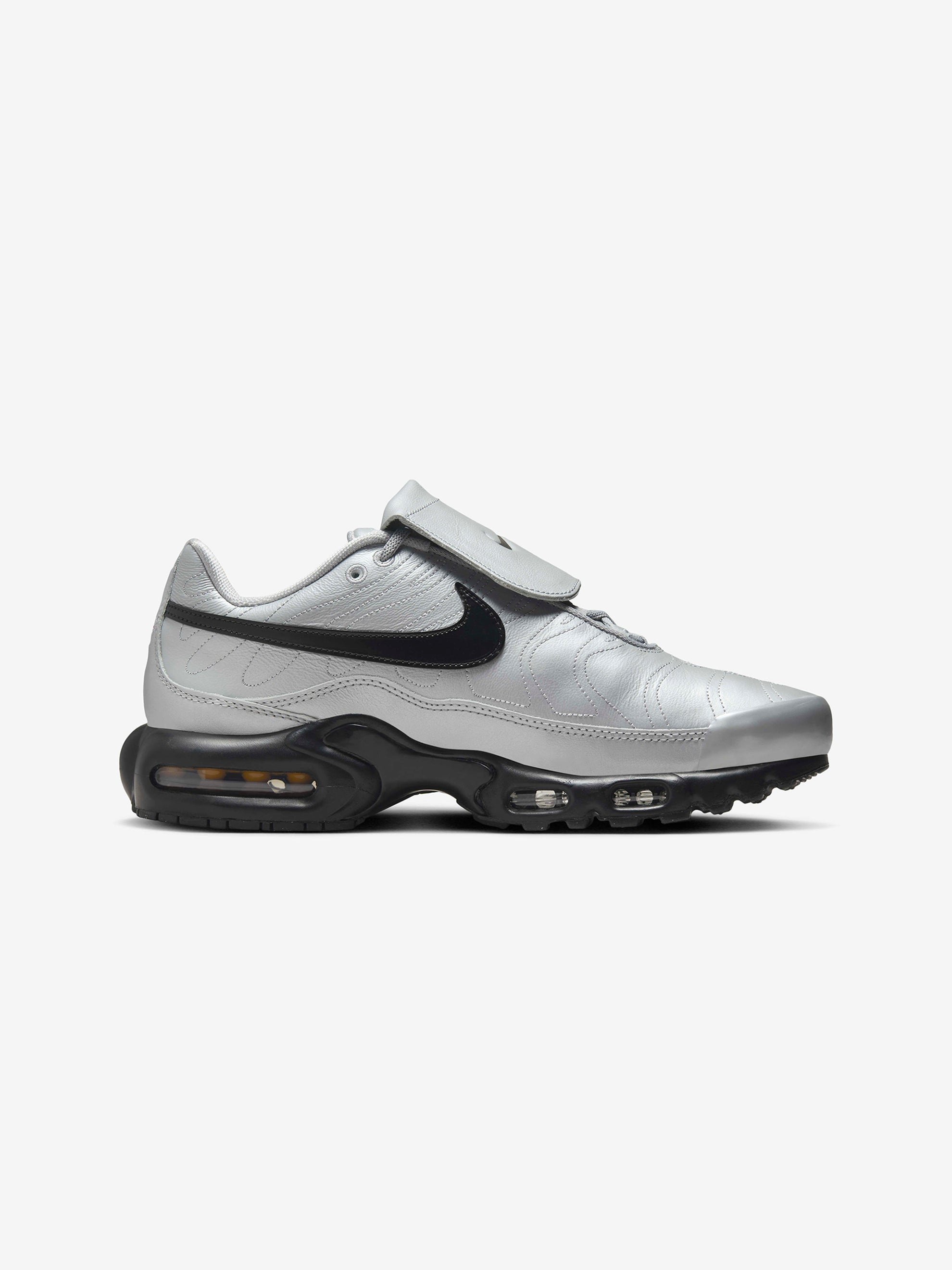 NIKE AIR MAX PLUS (WOLF GREY/BLACK/METALLIC SILVER) - 3