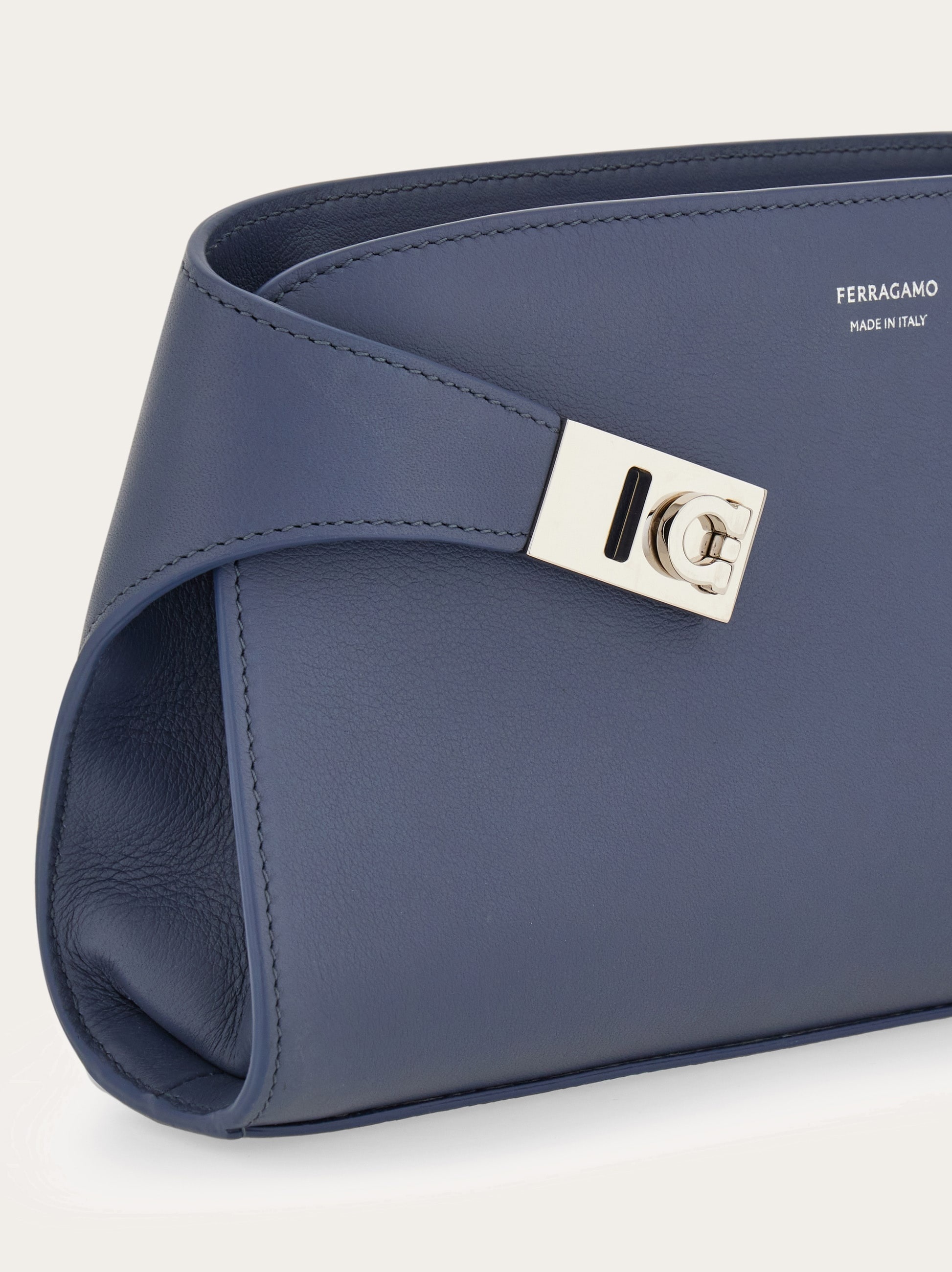 Hug mini crossbody bag - 7