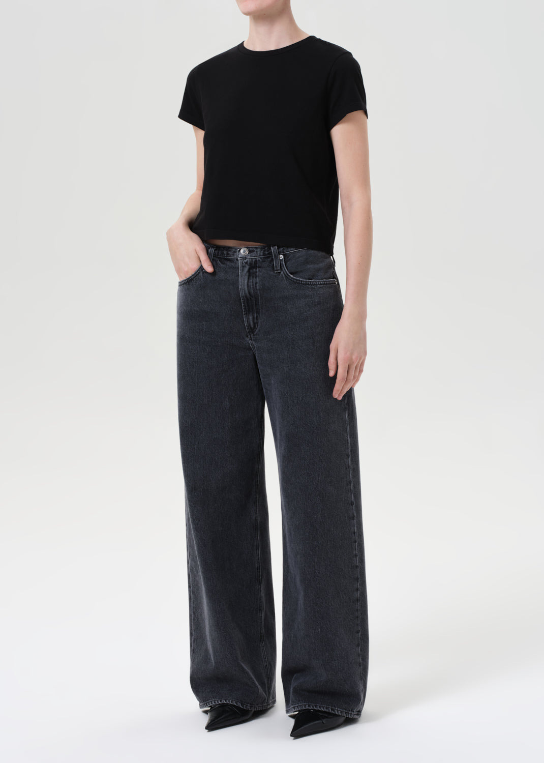 ADINE SHRUNKEN TEE IN BLACK - 6