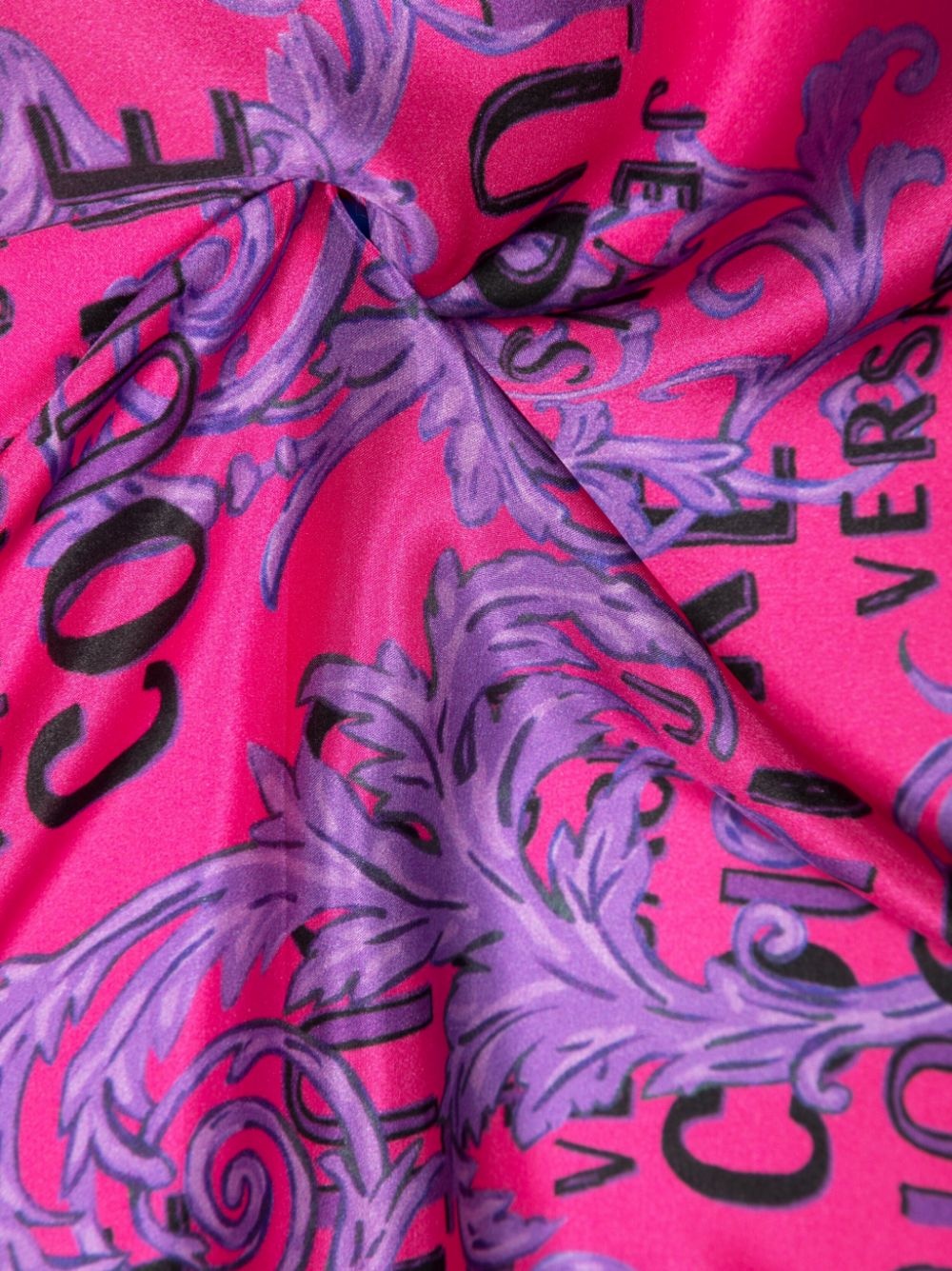 Barocco-print silk scarf - 3