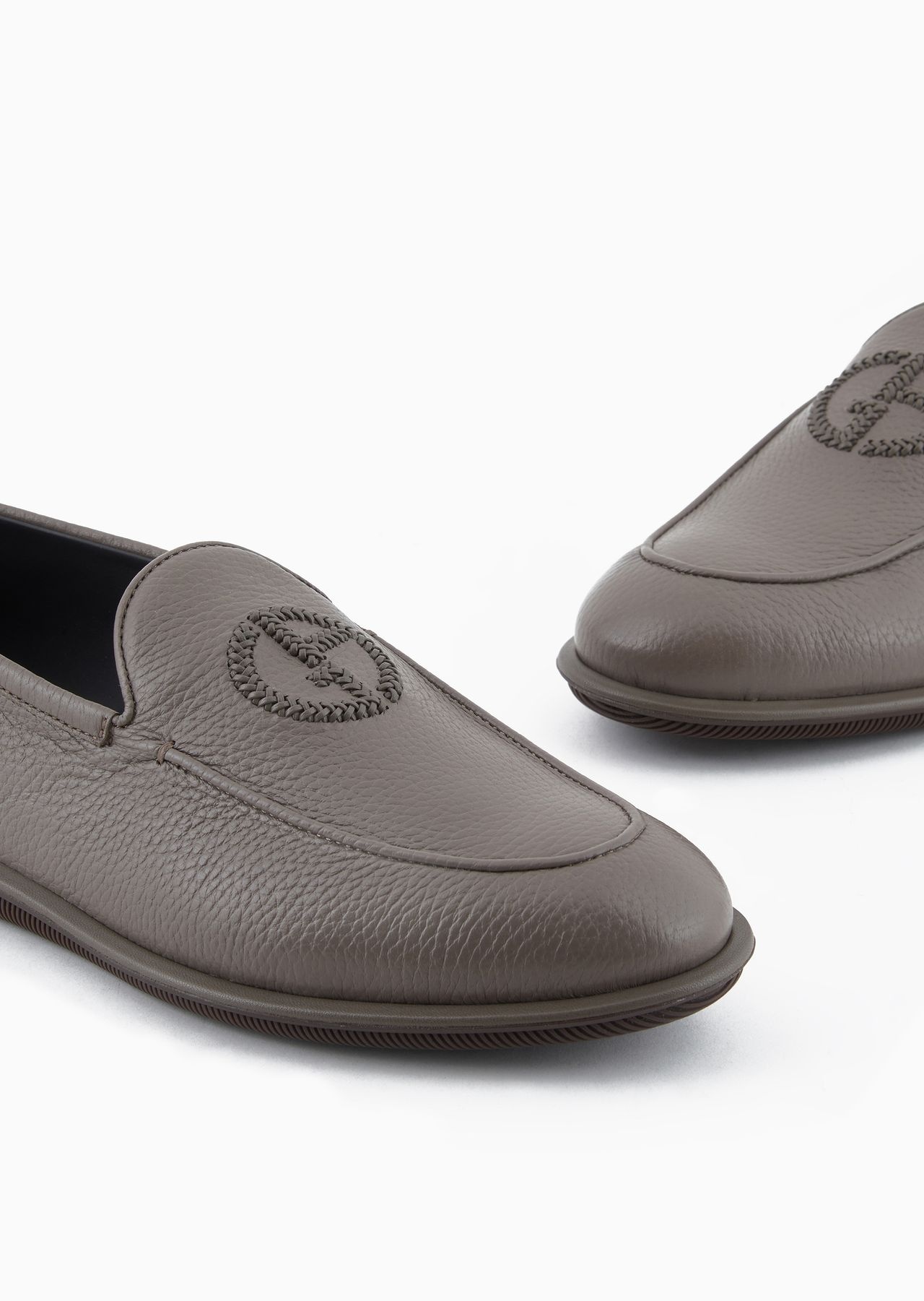 Deerskin loafers with embroidered logo - 5