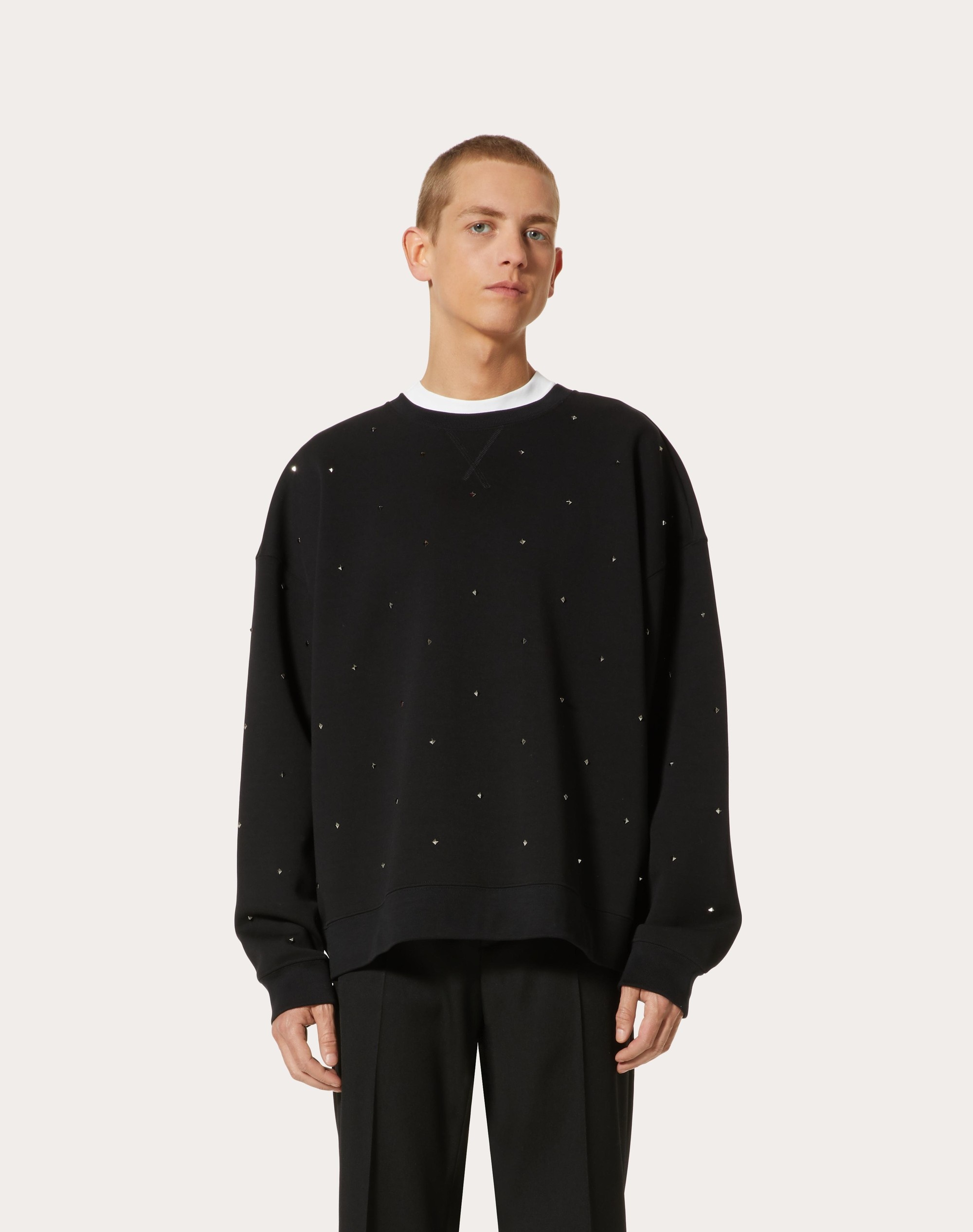 ALL OVER ROCKSTUD SPIKE COTTON CREWNECK SWEATSHIRT - 3