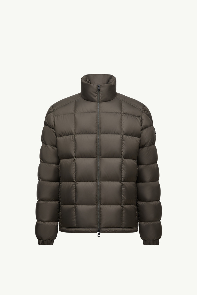 Eglise Square-Quilted Hooded Short Down Jacket 1