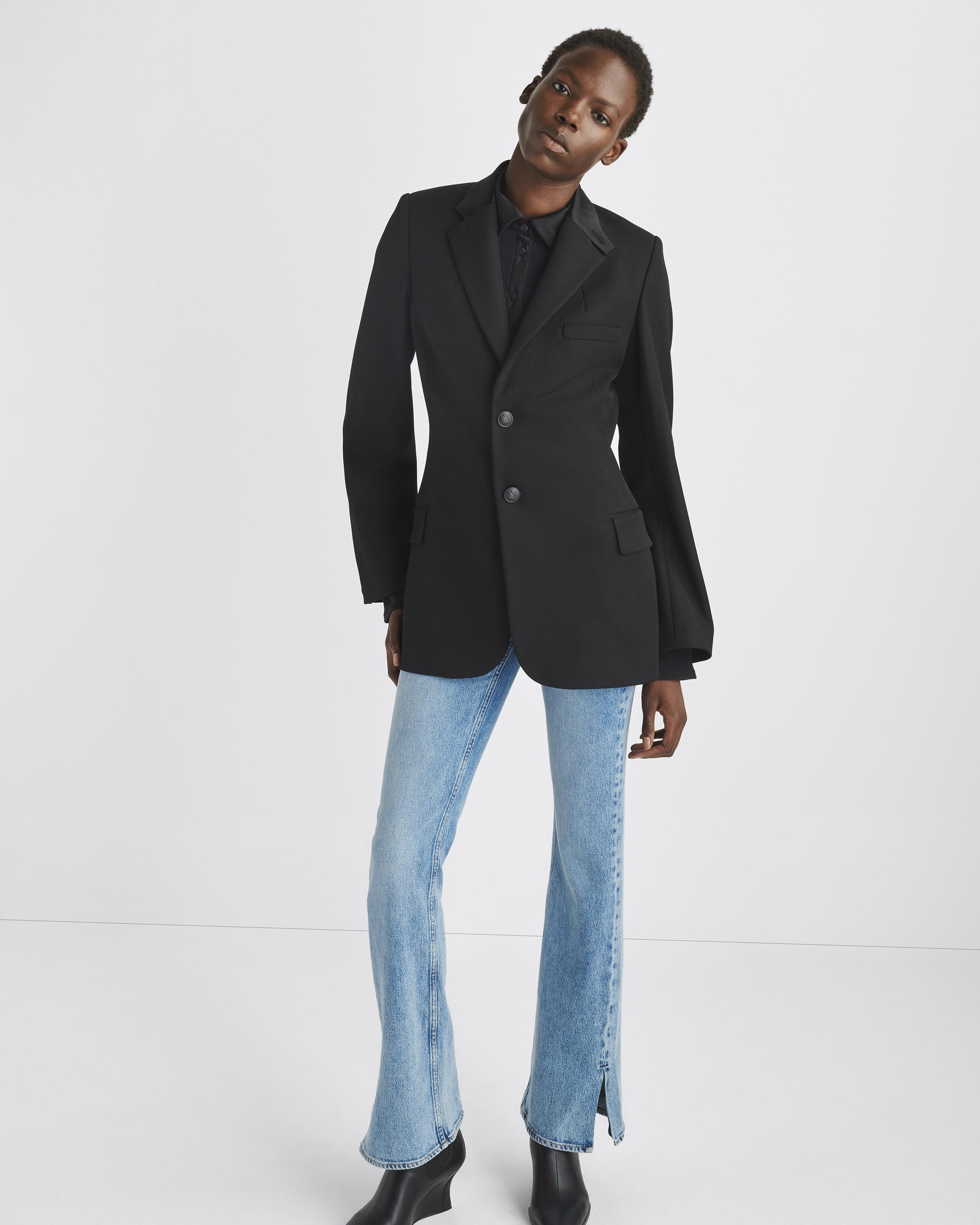 Laurence Wool Blazer
Classic Fit - 2