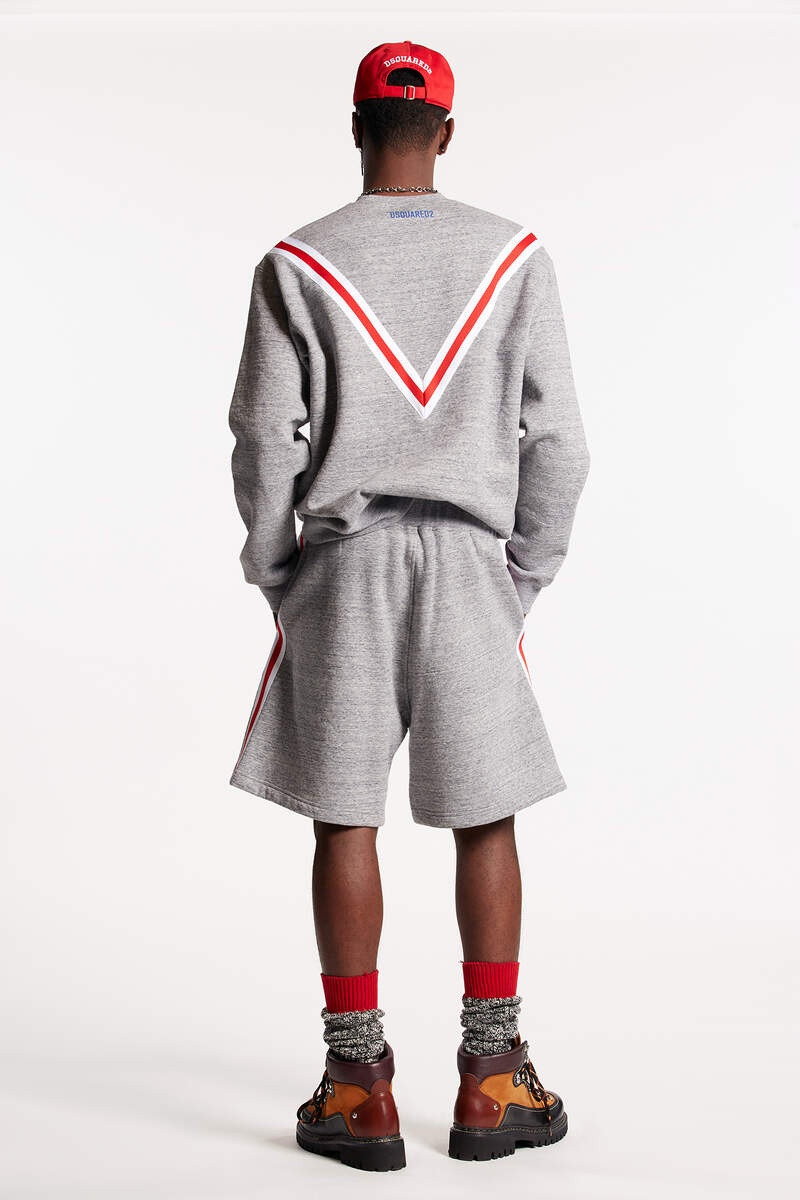 DSQUARED2 D2 RELAXED SHORTS outlook