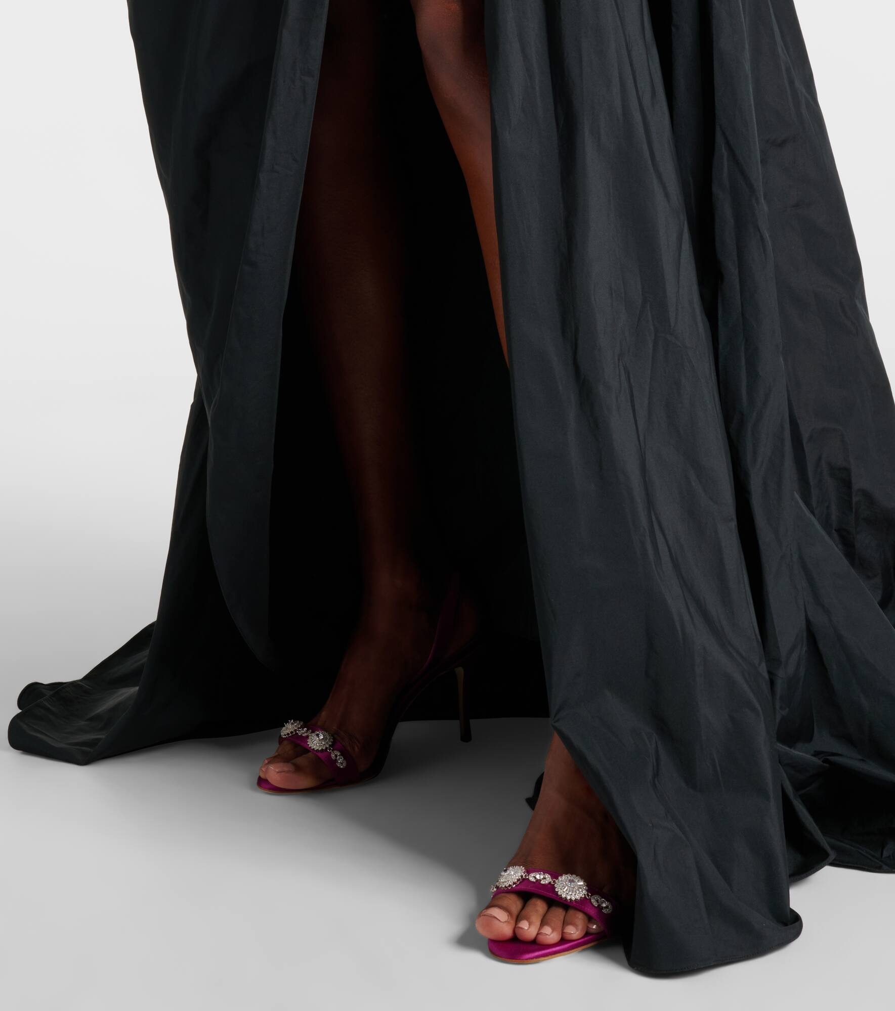 Bow-detail one-shoulder taffeta gown - 5