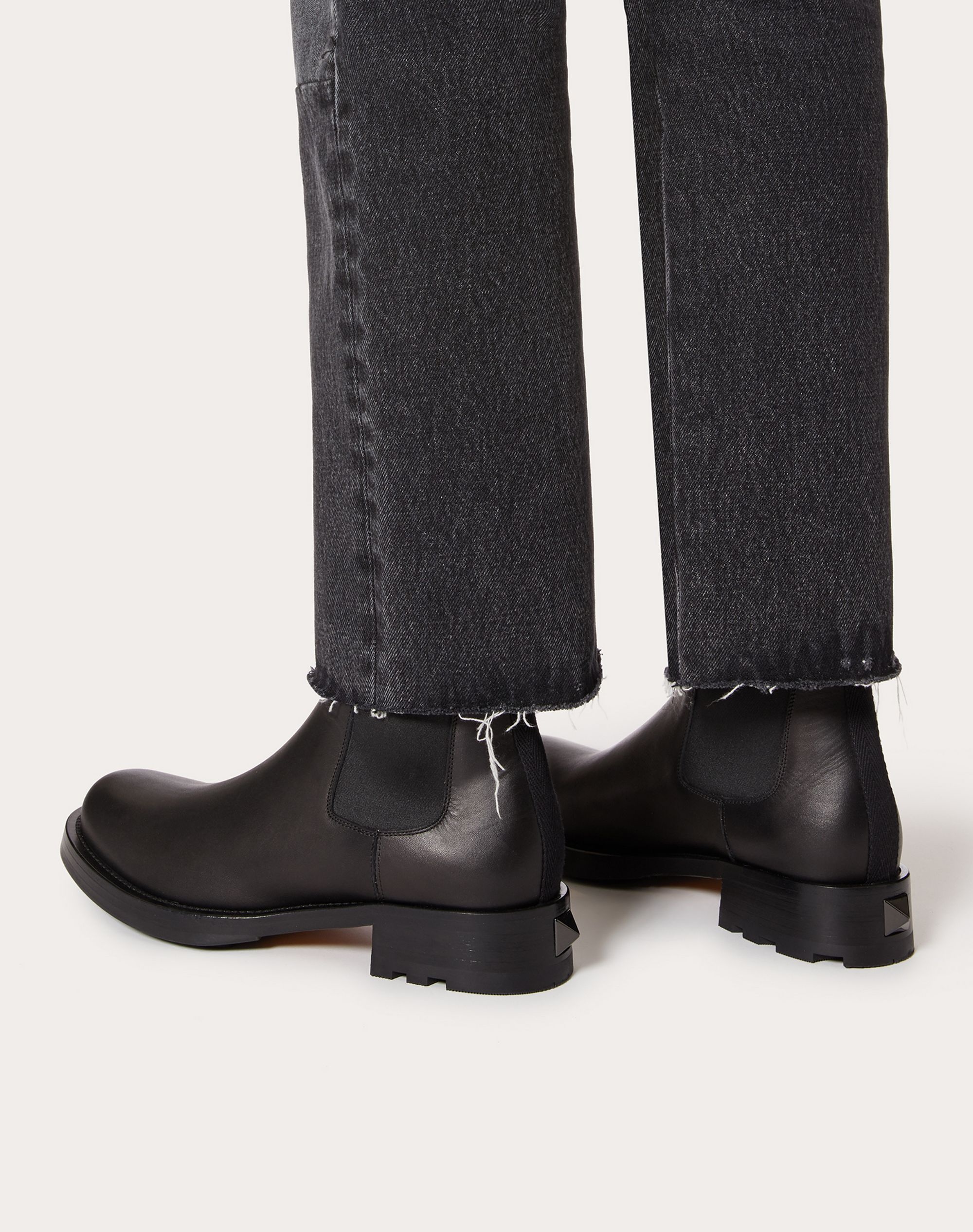 Roman Stud Calfskin Chelsea Boot - 6