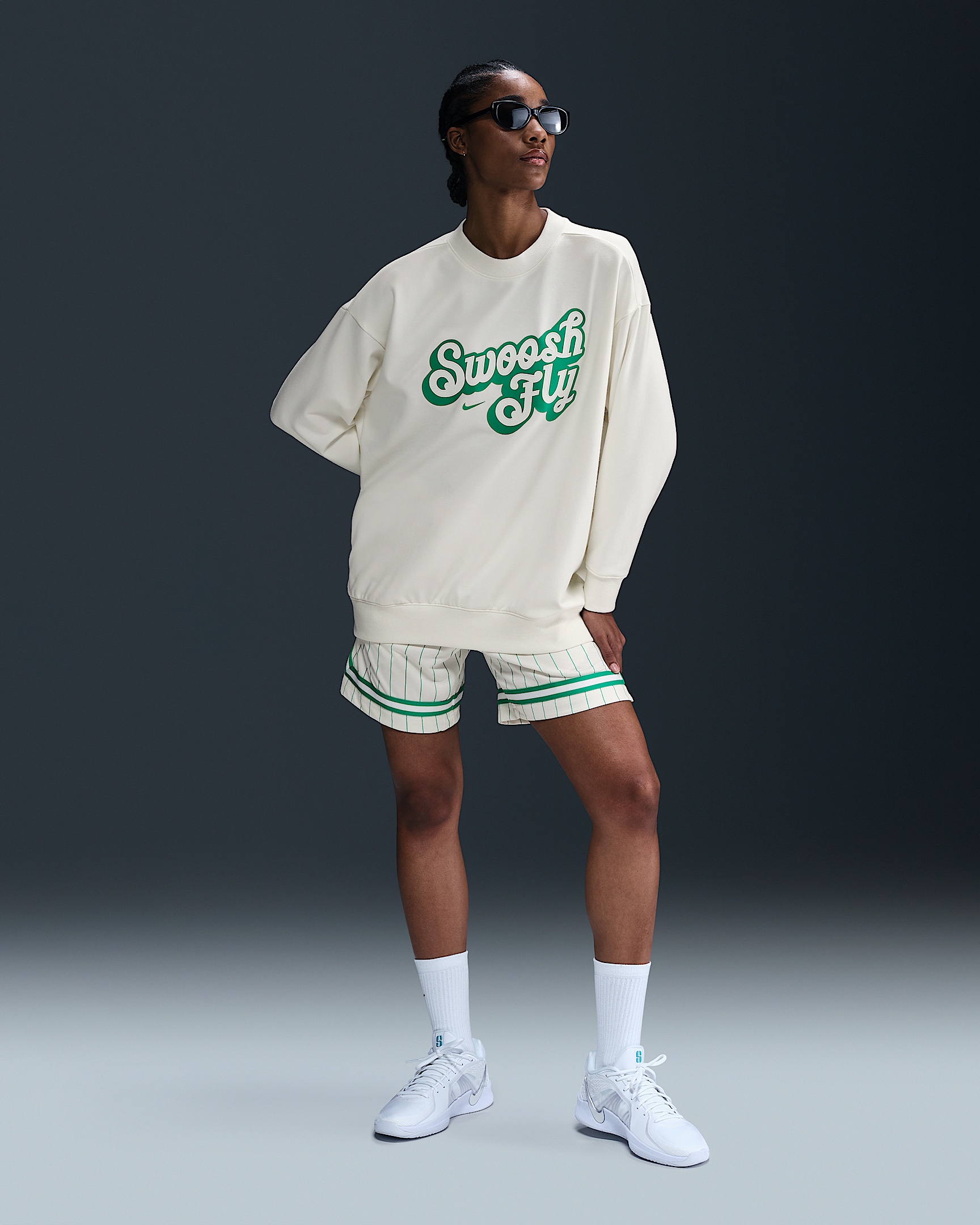 Nike Swoosh Fly Women's Dri-FIT Oversized French Terry Basketball Sweatshirt - 4
