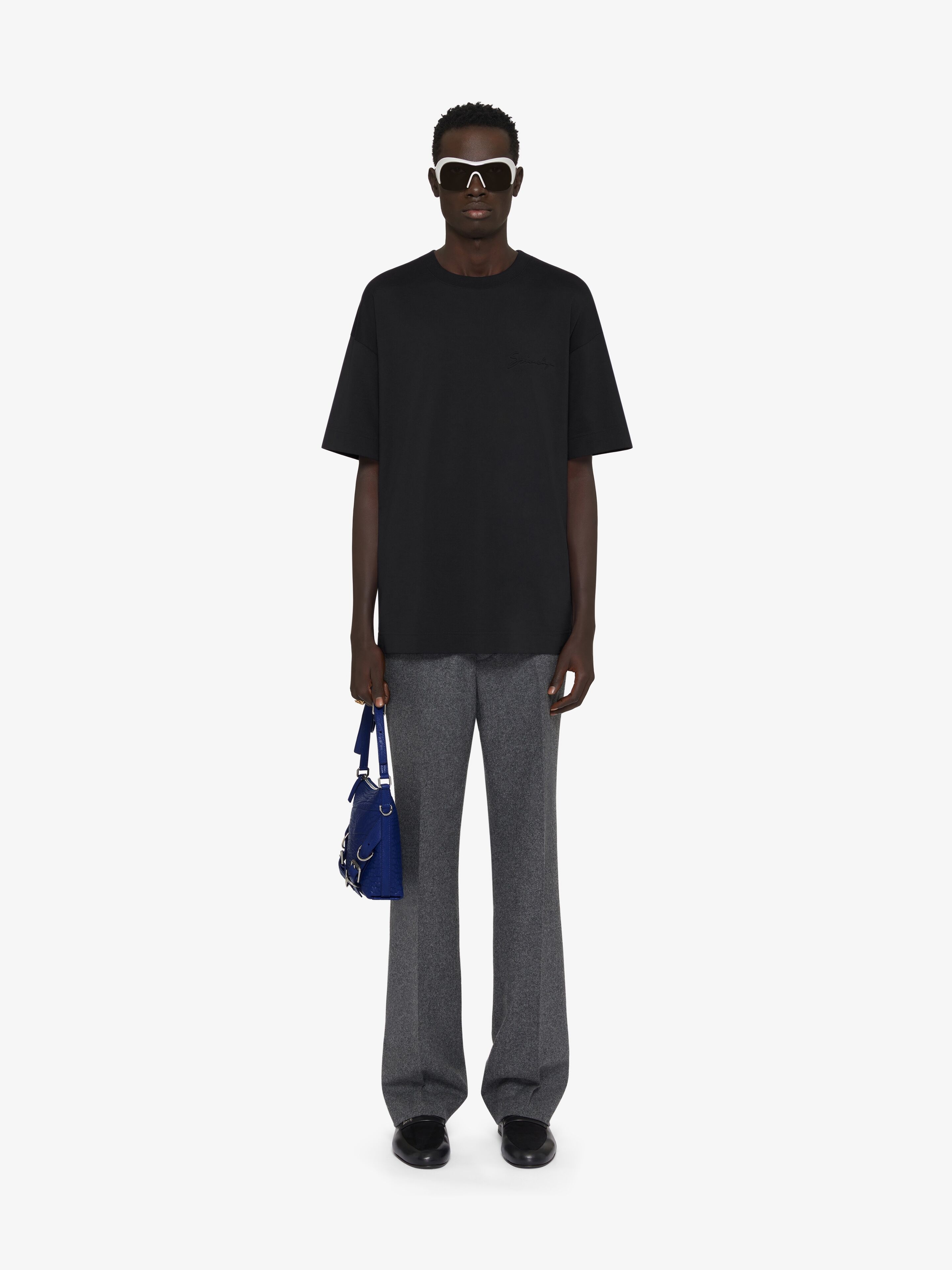 T-SHIRT IN COTTON WITH GIVENCHY SIGNATURE - 2