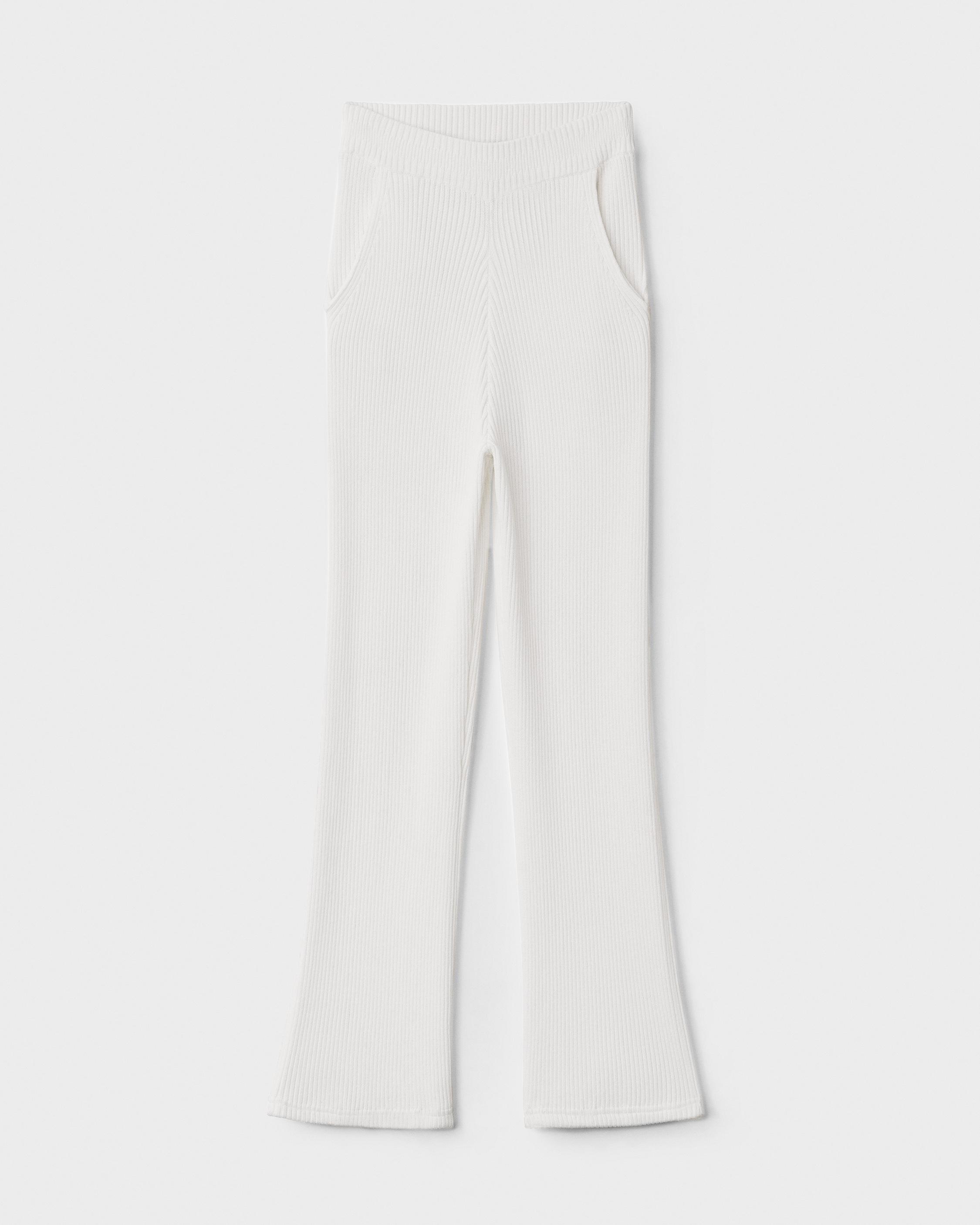 Dakota Viscose Rib Pant
Slim Fit Pant - 1