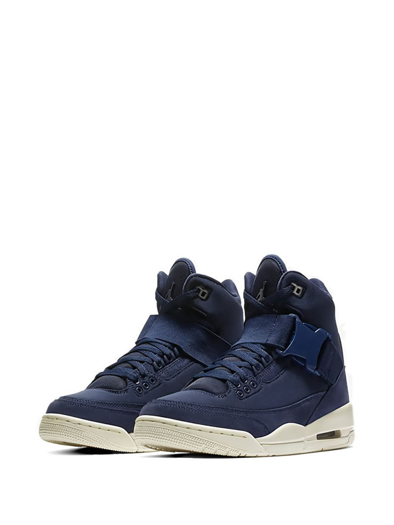 Jordan Retro Explorer XX "Midnight Navy" sneakers outlook