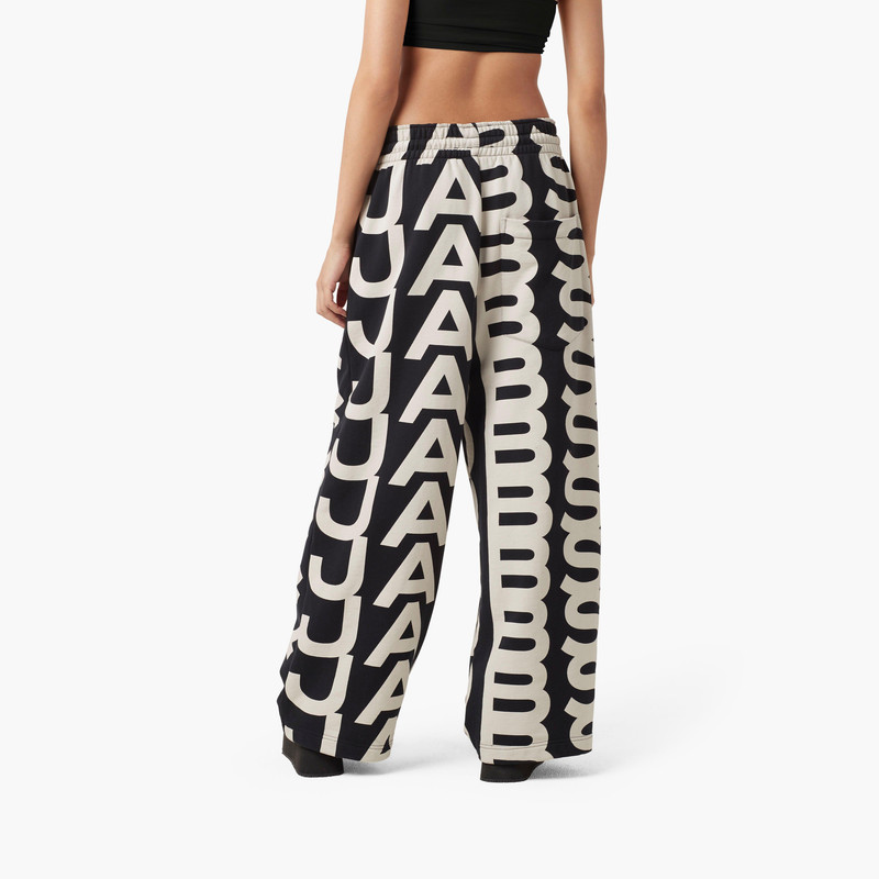 THE MONOGRAM OVERSIZED SWEATPANTS 5
