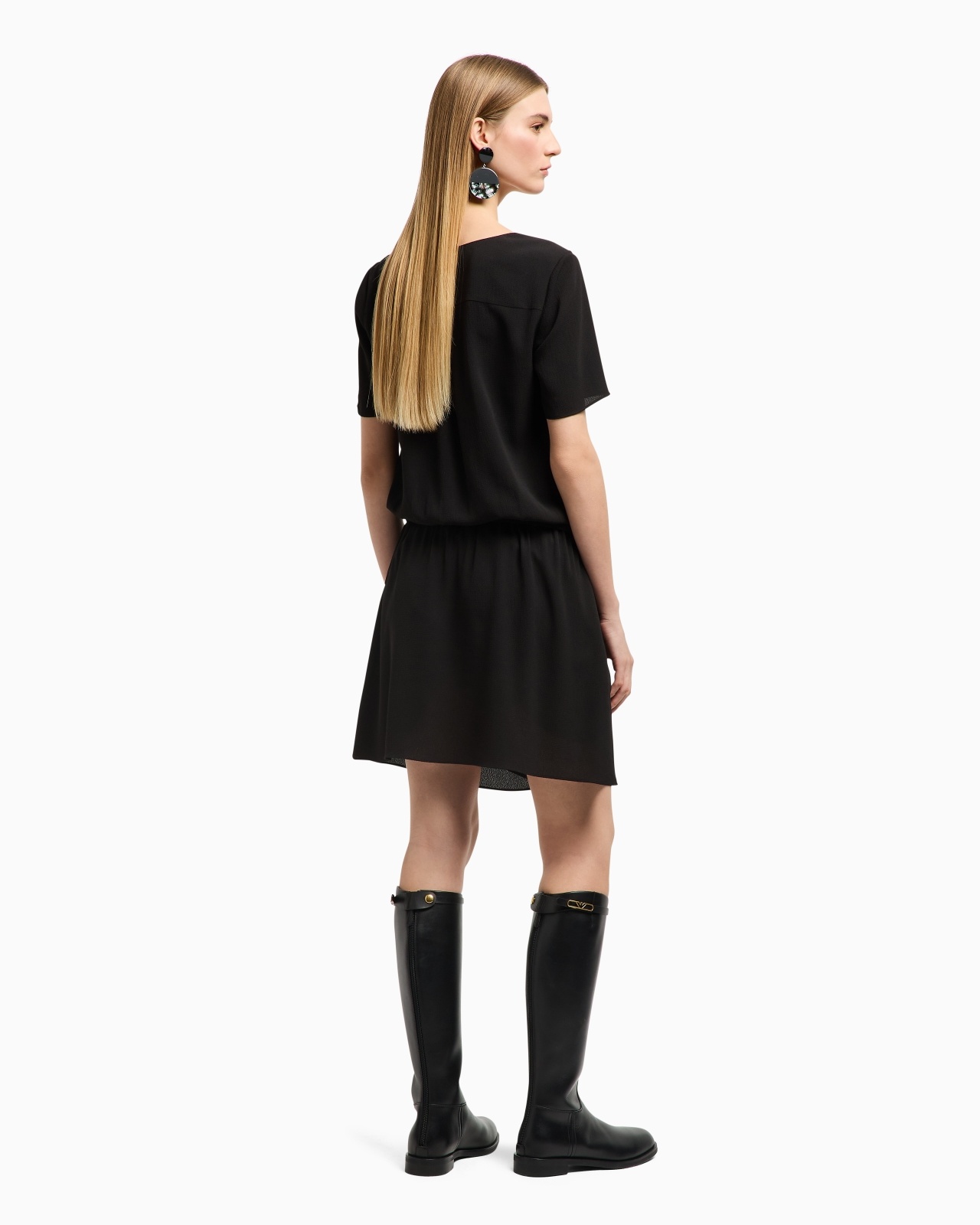 FLUID CRÊPE SHORT DRESS WITH GATHERING AND A BELT AT THE WAIST - 3