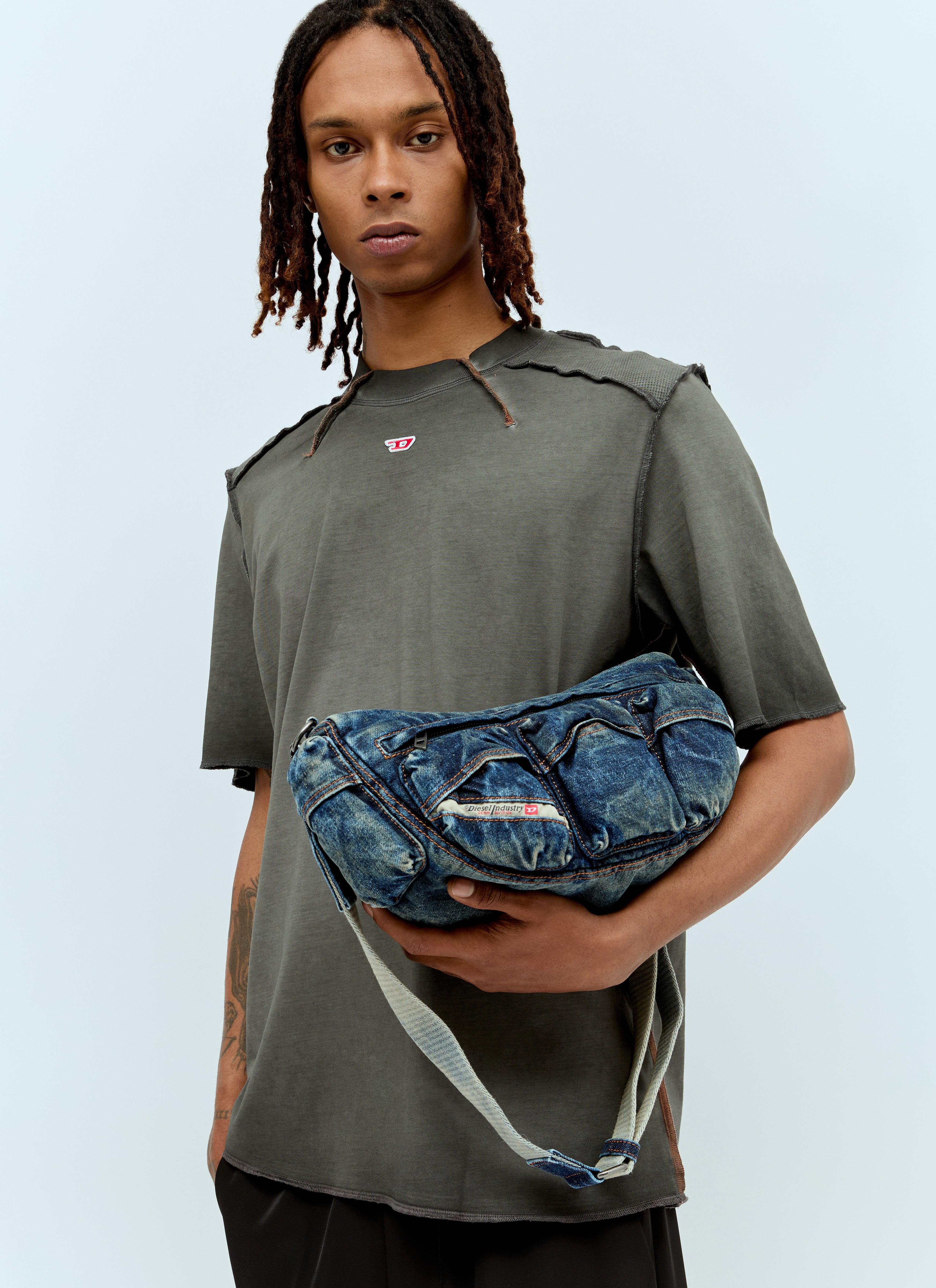 Diesel Re-Edition Travel 3000 Shoulder Bag X | lncc | REVERSIBLE