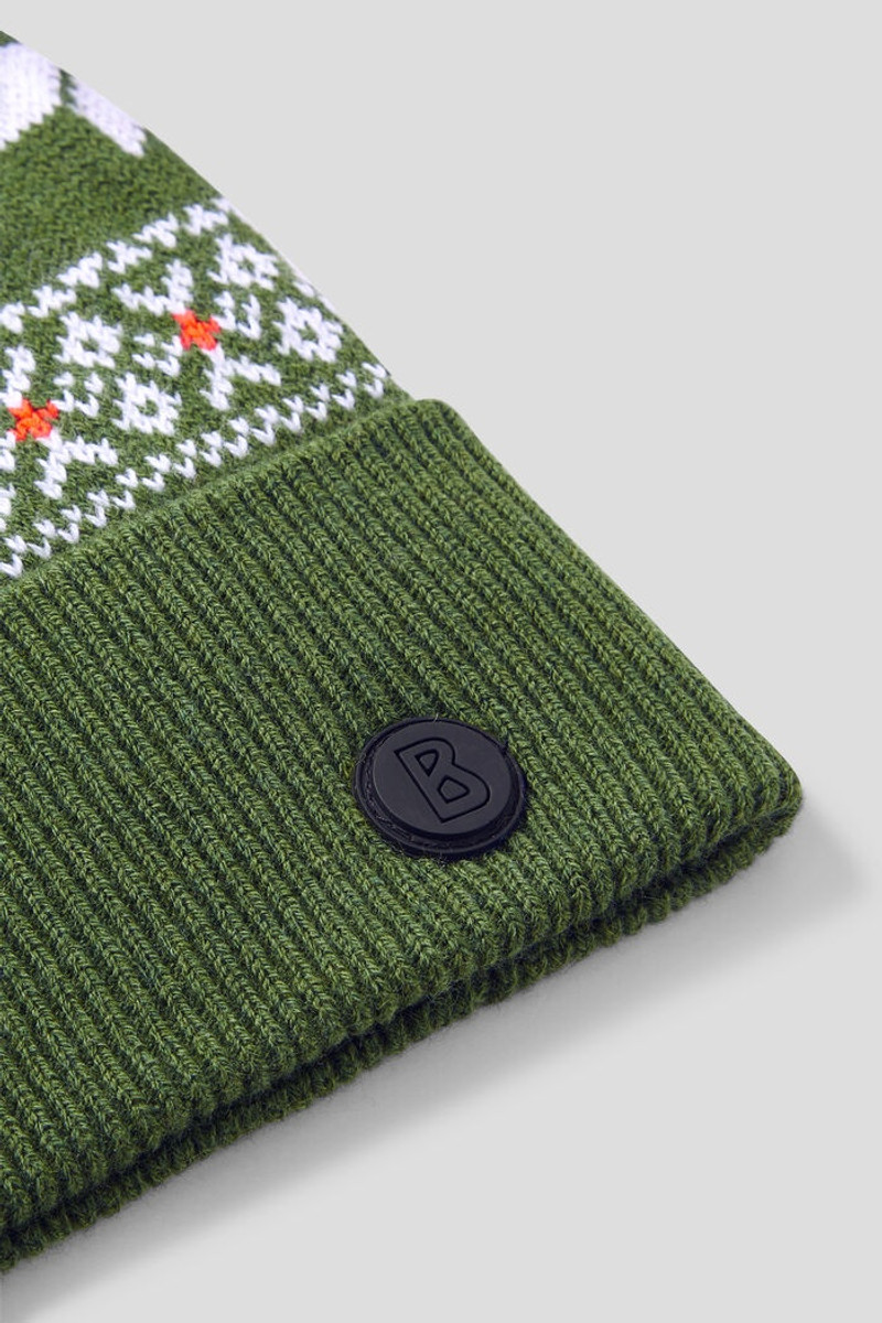 BOGNER Jarina Knitted hat in Green outlook