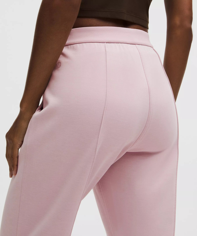 Softstreme Classic-Fit High-Rise Jogger 6