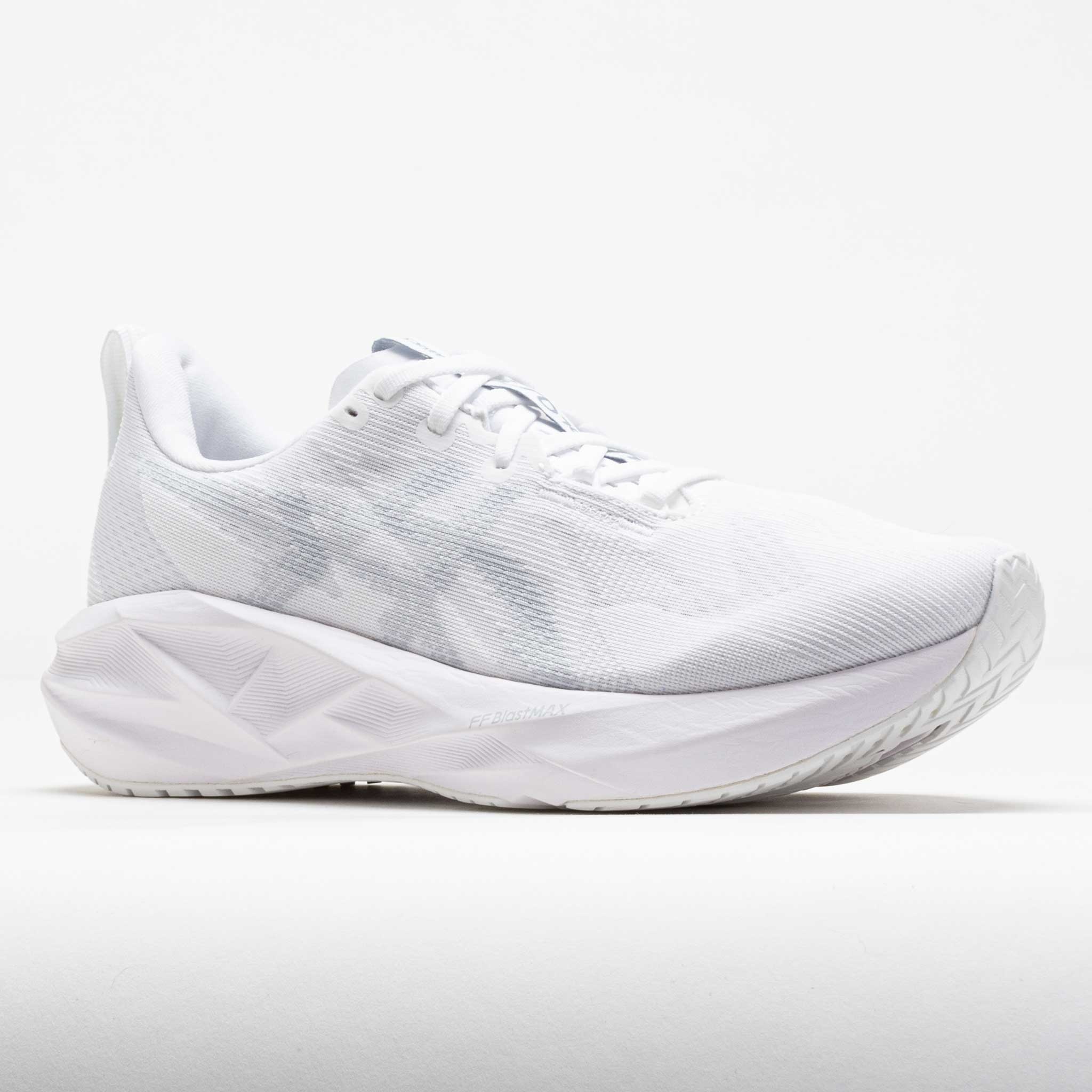 ASICS Novablast 5 Women's White/Piedmont Grey - 5