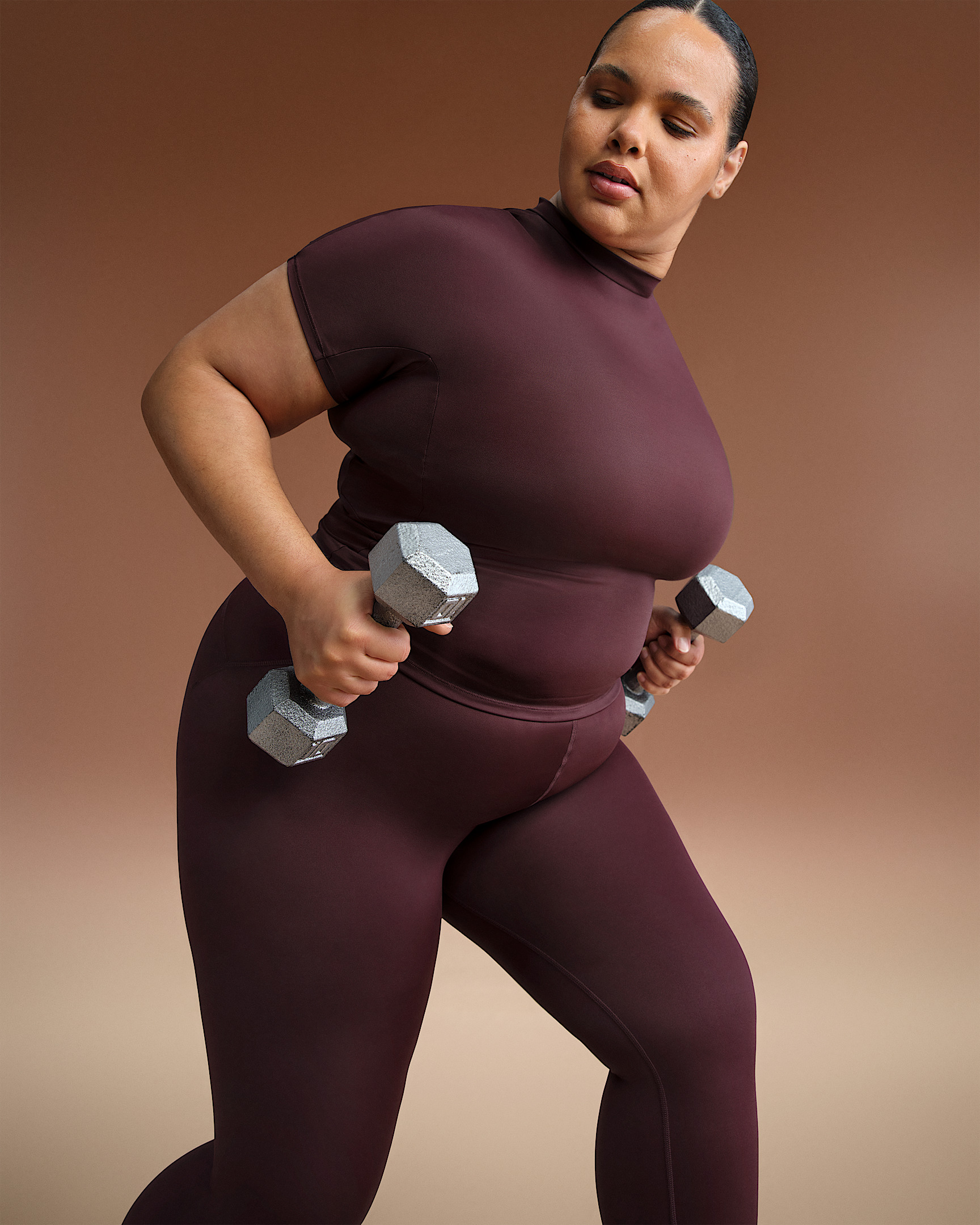 NikeSKIMS Shine Women's Mock-Neck Short-Sleeve Top - 9