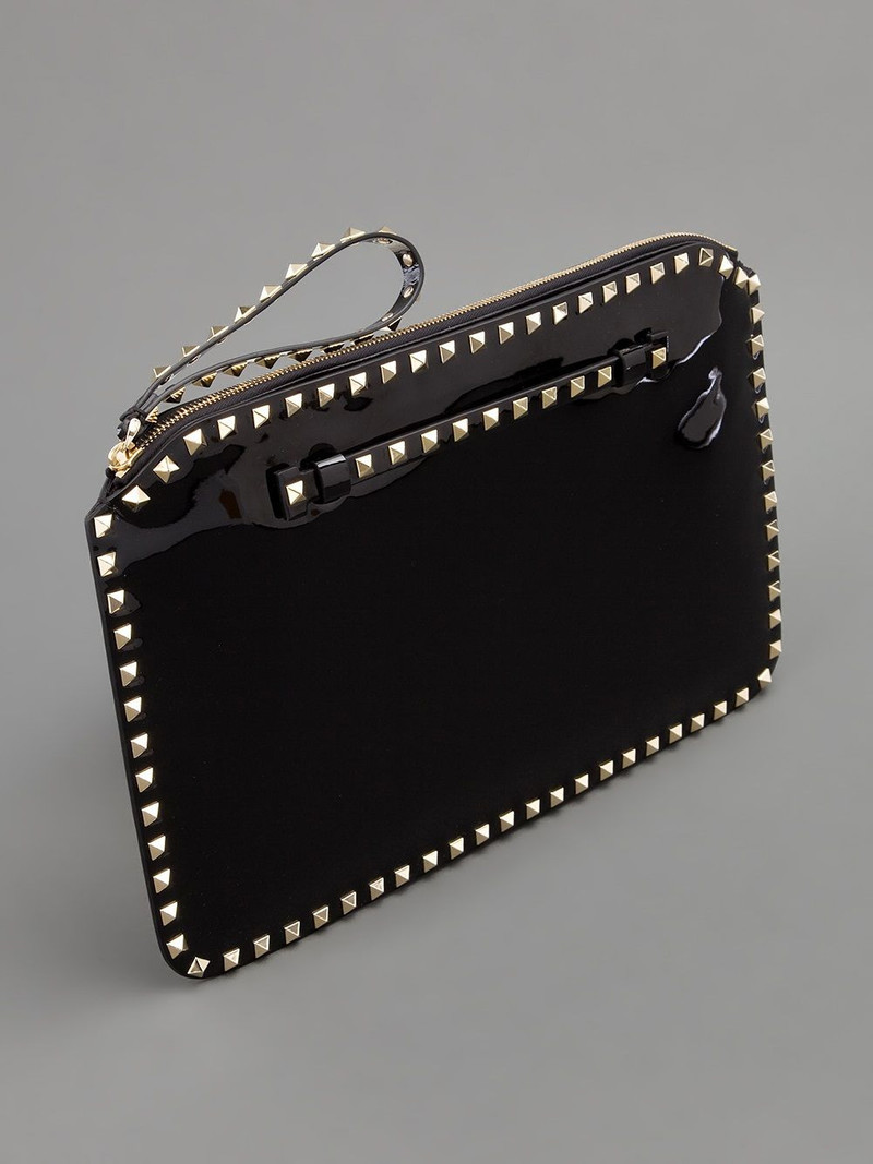 Valentino 'Rockstud' clutch outlook
