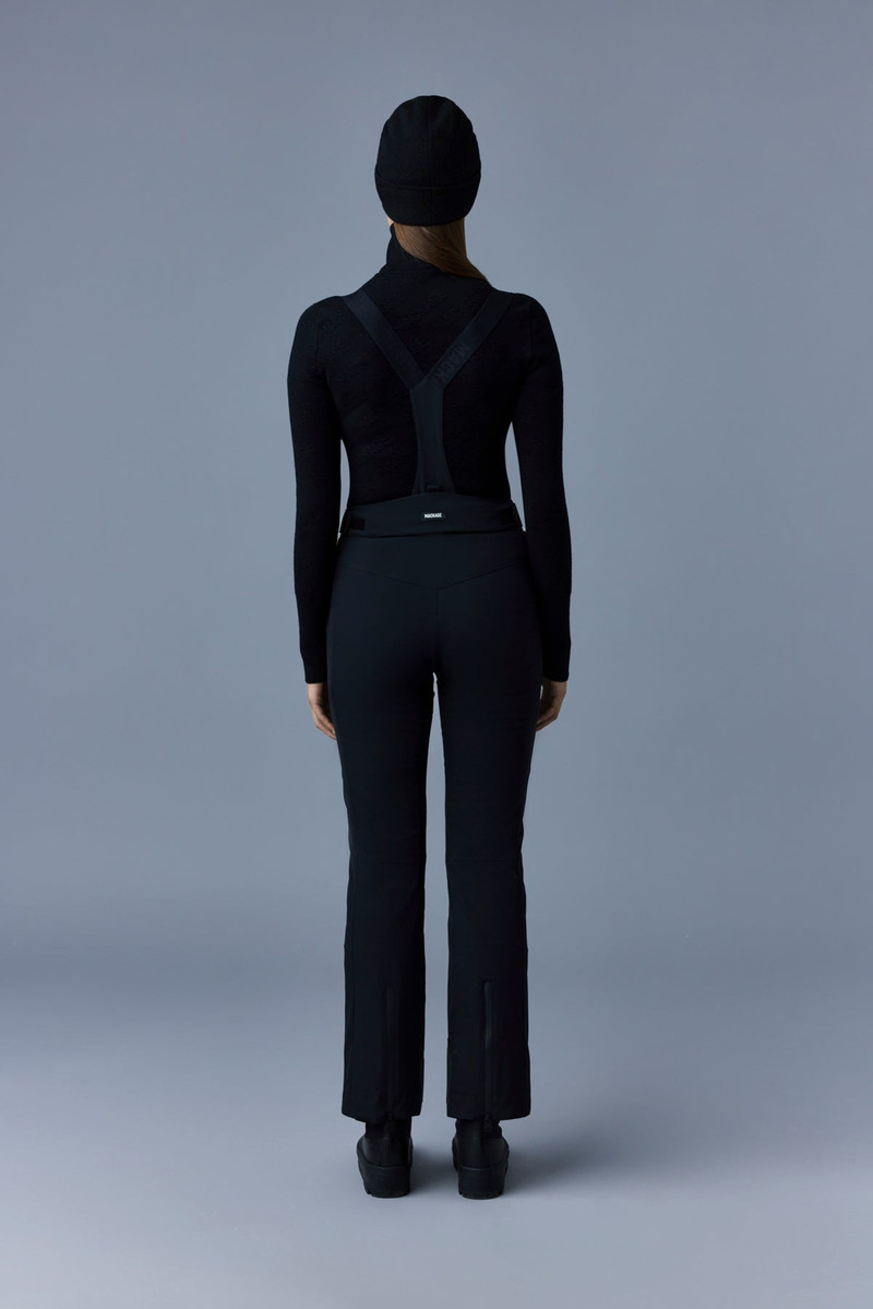 NYOMI ski pant with removable suspenders 4