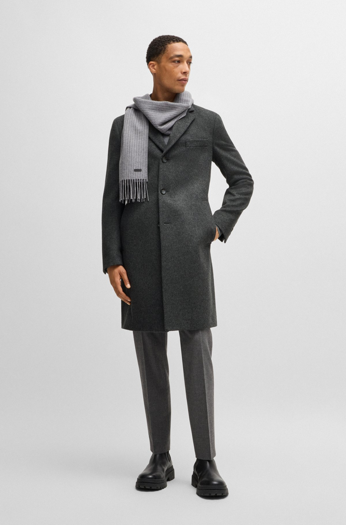 SLIM-FIT COAT IN WOOL AND CASHMERE - 4