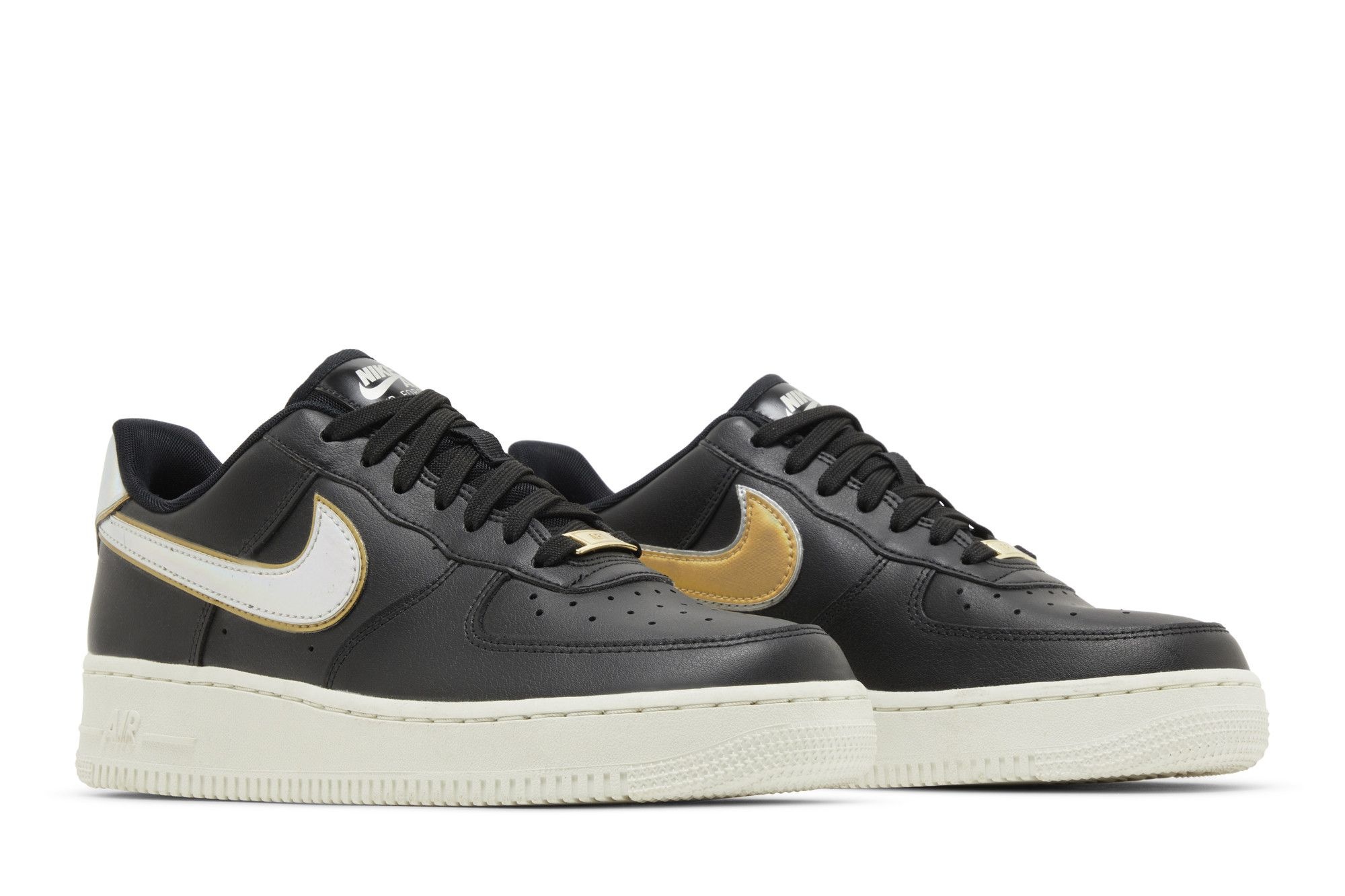 Wmns Air Force 1 Low 'Metallic Platinum' - 8