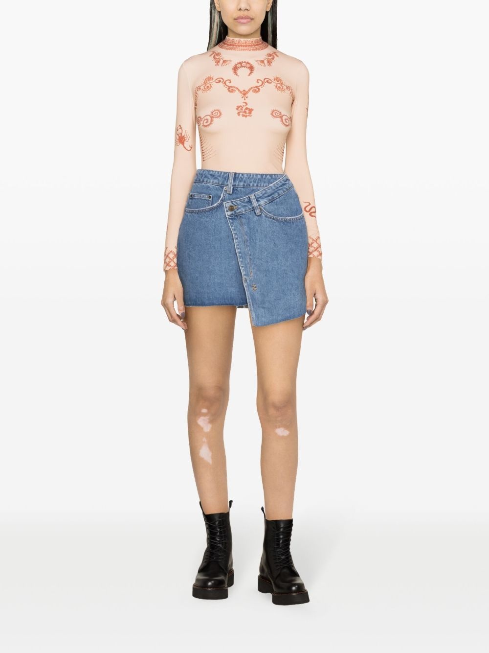 logo-tag asymmetric denim miniskirt - 2