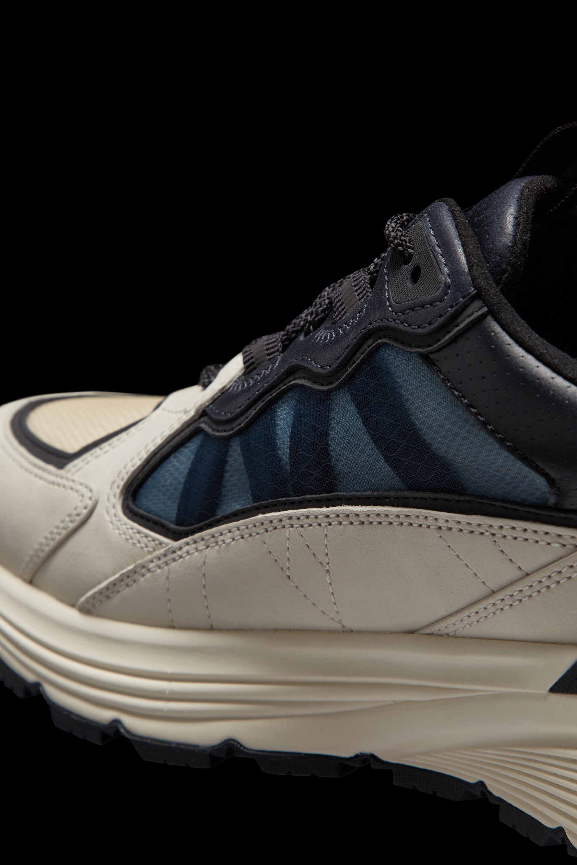 Lite Runner Low Top Sneakers - 7