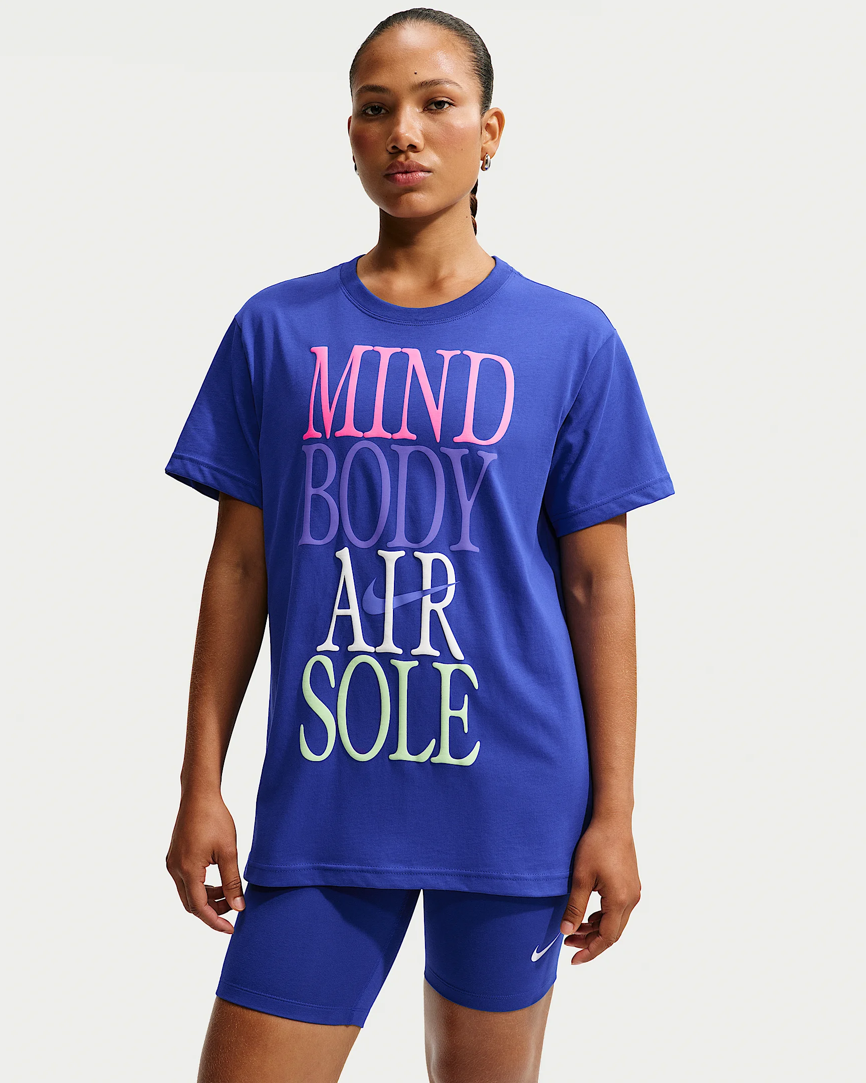 Nike Sportswear Classic Women's Oversized T-Shirt - 1