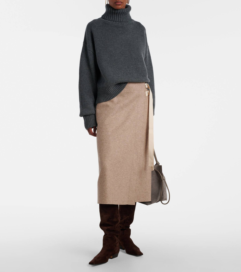extreme cashmere N°434 Crop Xtra turtleneck sweater outlook