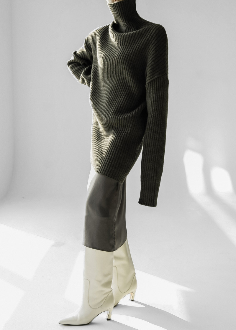 Thelma Ribbed Sweater Dress - Khaki 2