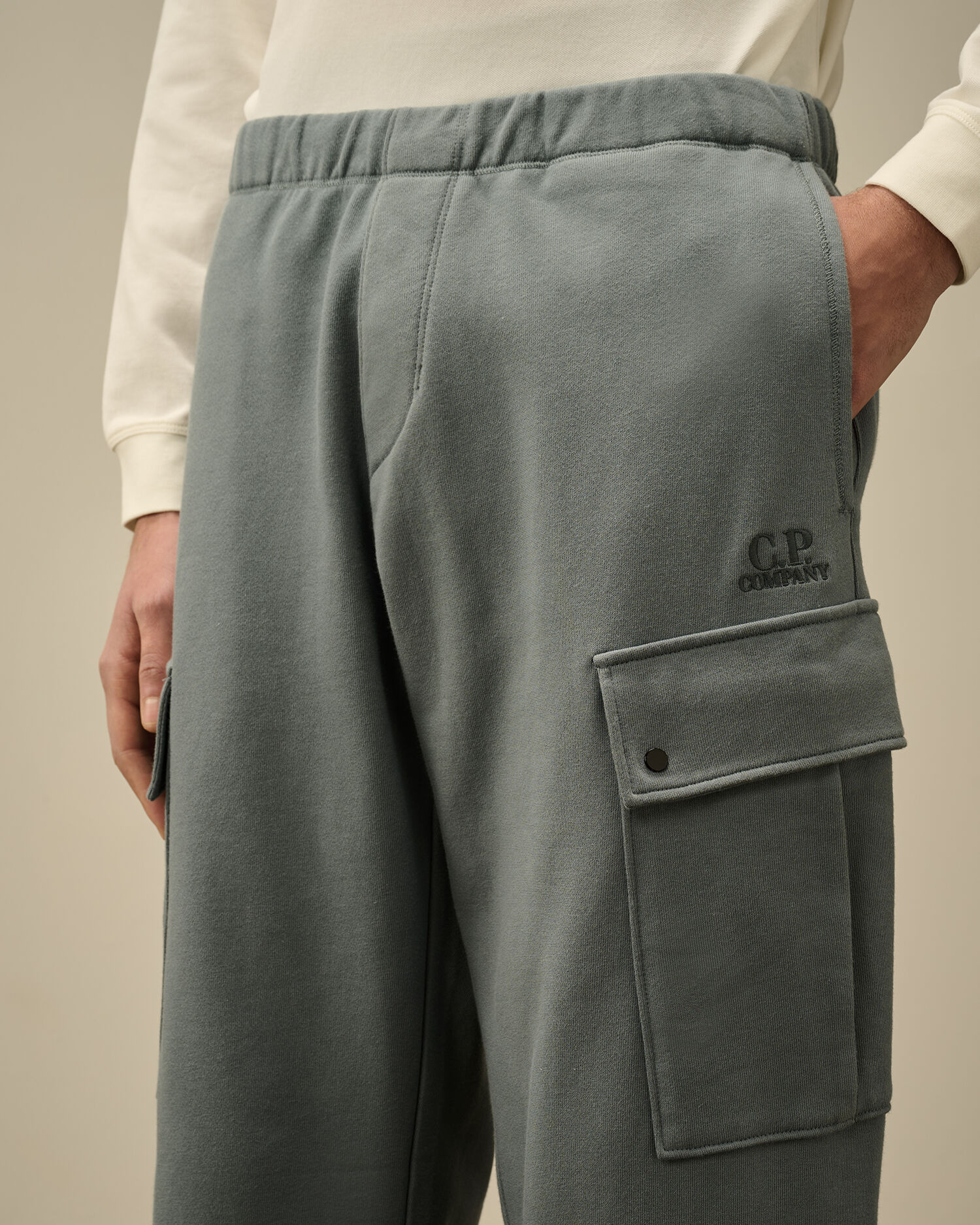 Diagonal Raised Fleece Cargo Sweatpants - 5