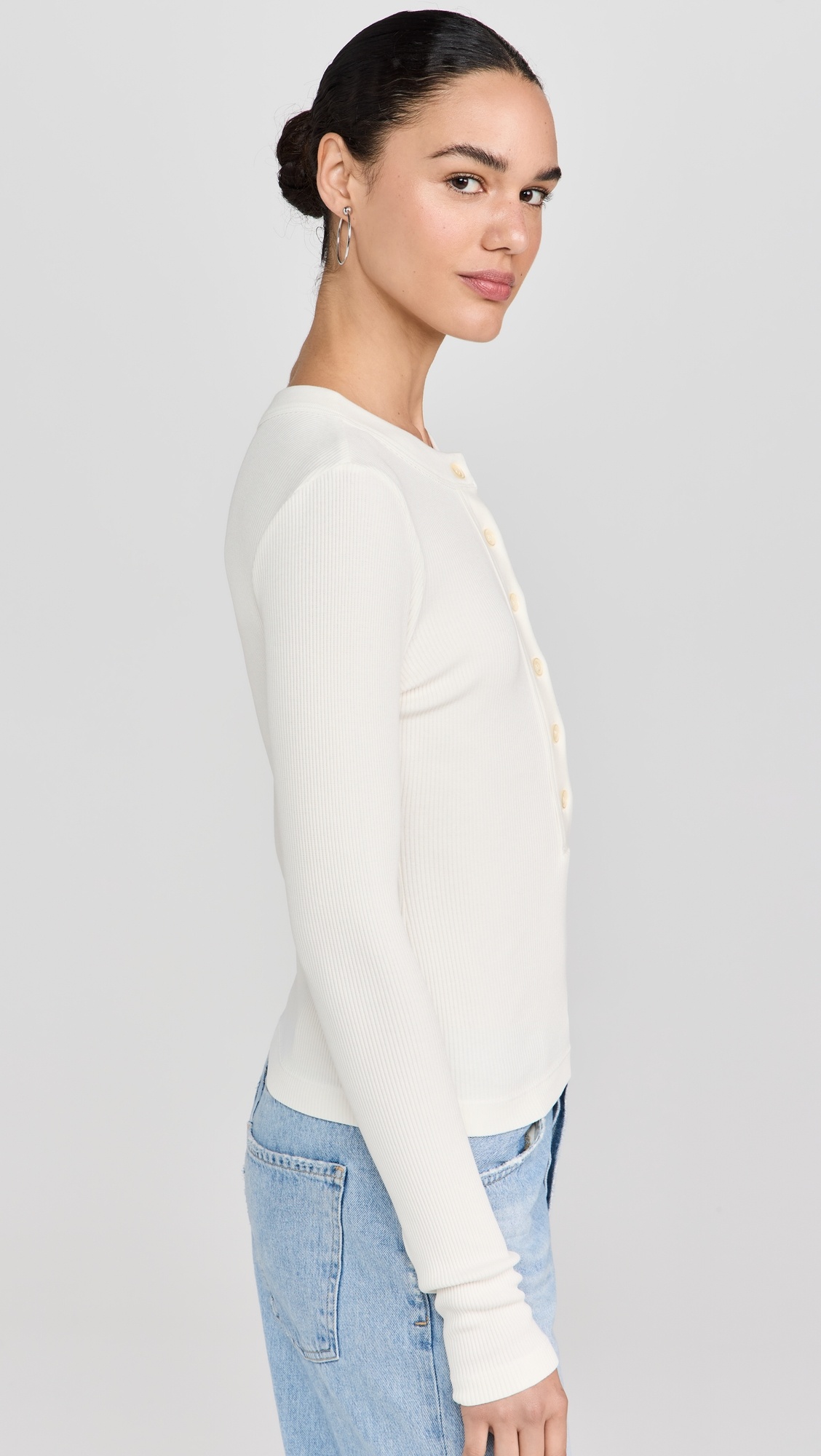Varra Henley - 3