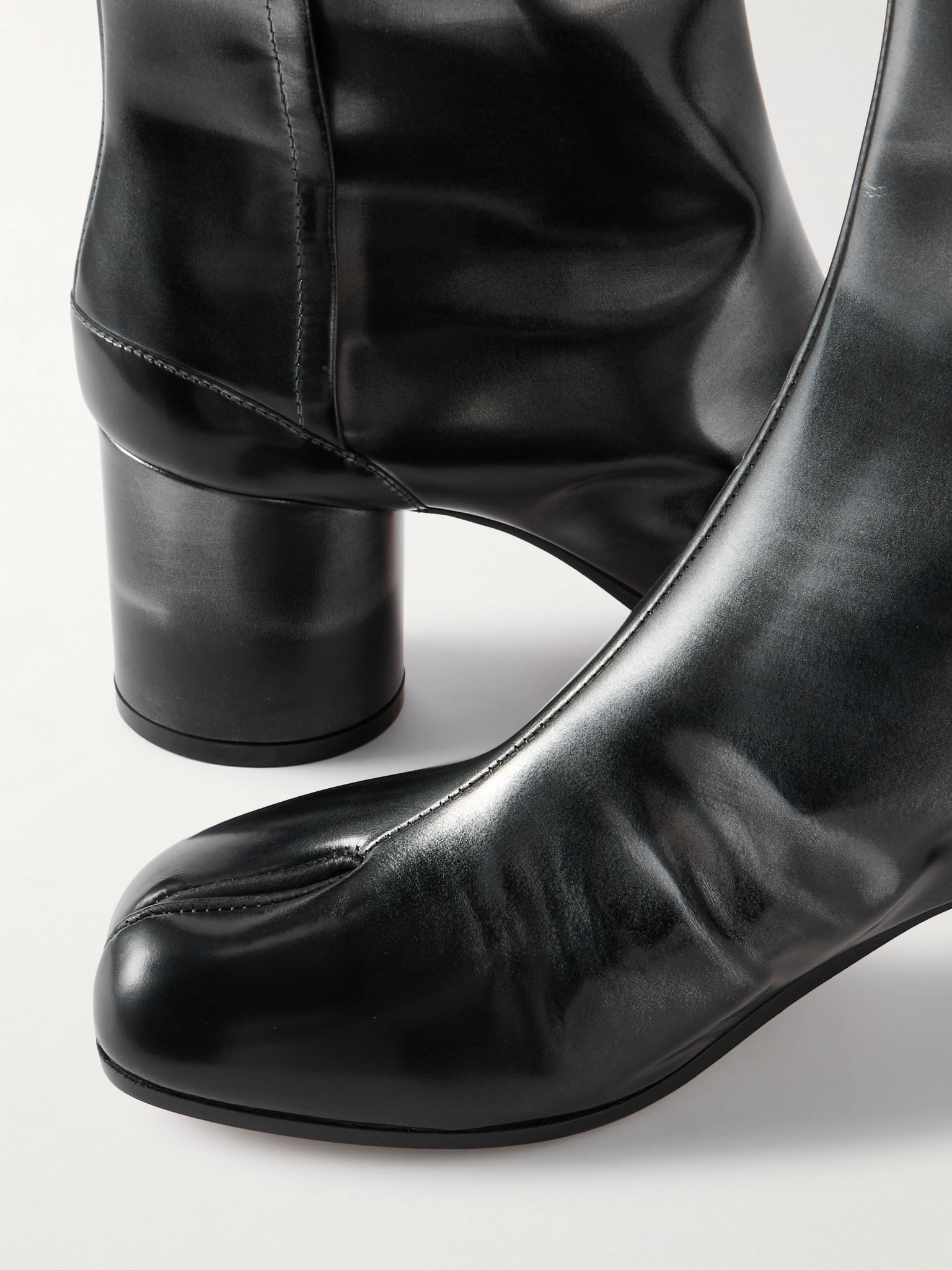 Tabi split-toe metallic leather ankle boots Black - 4