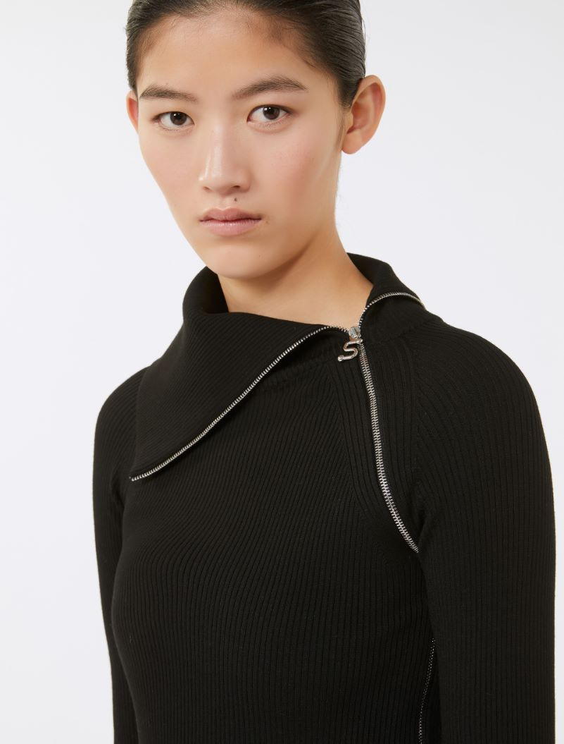 Sweater with zip-up high neck detail - 5