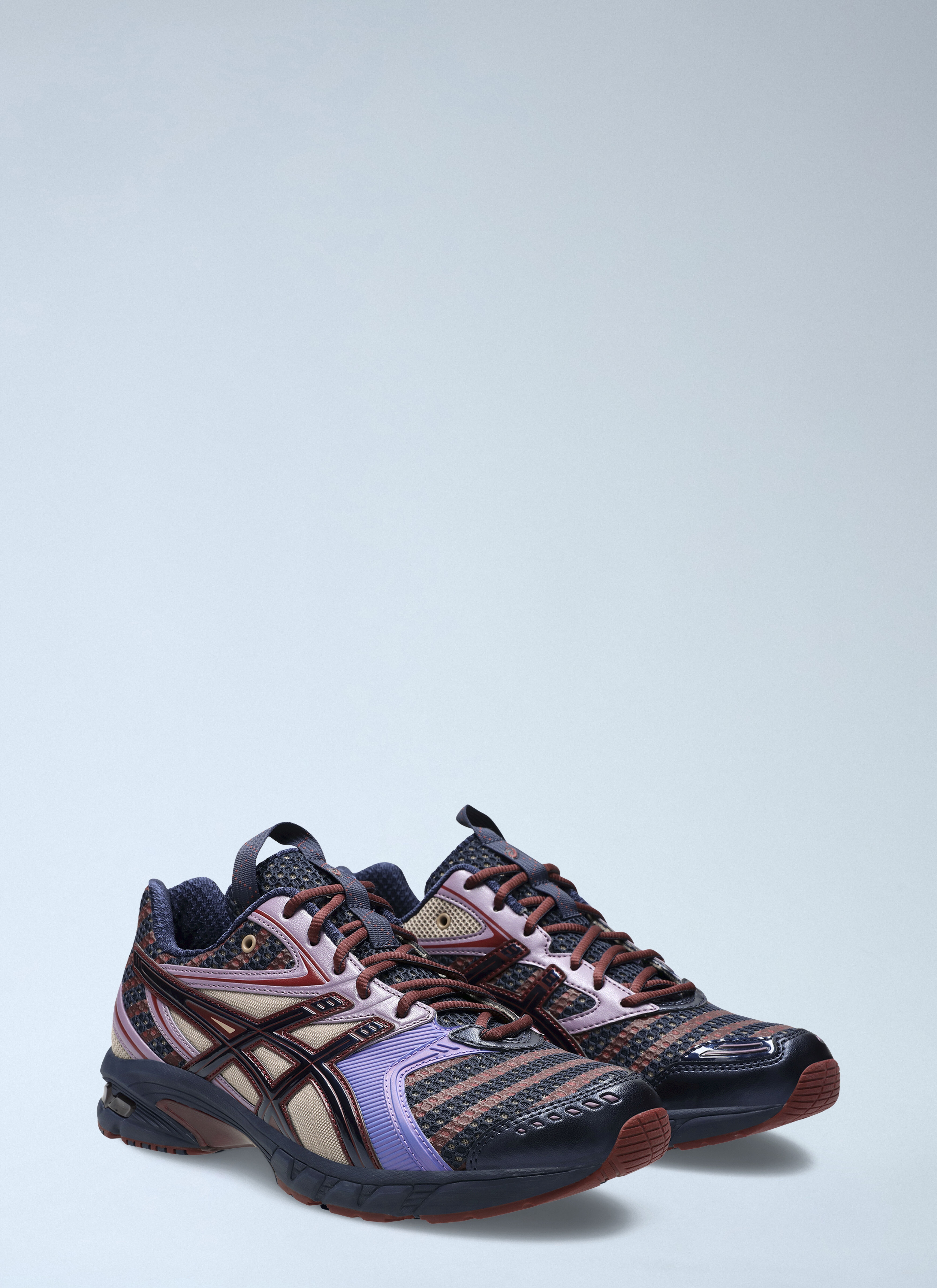 UB9-S GEL-DS 14 Sneaker - 2