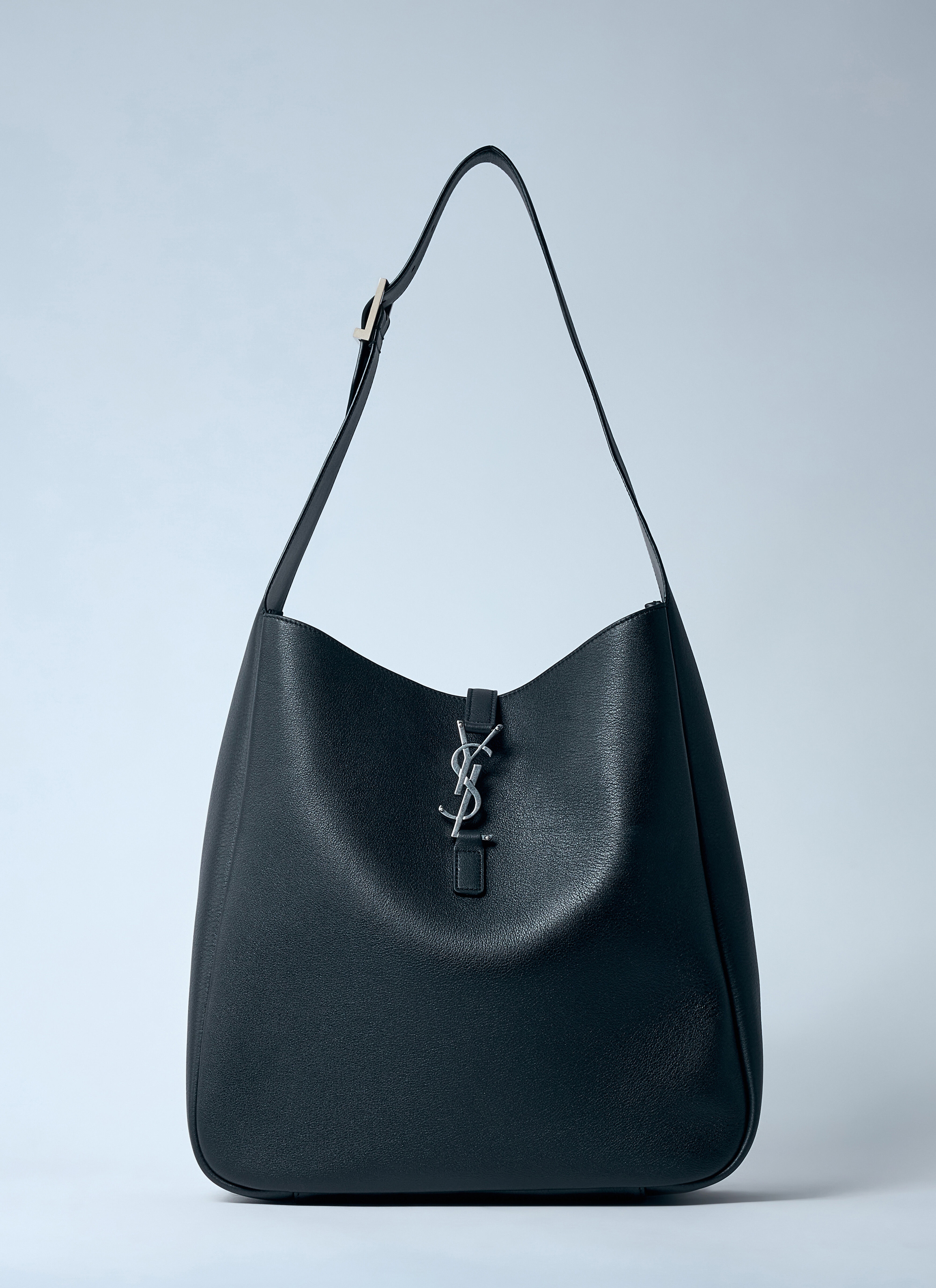 Large Le 5 à 7 Leather Shoulder Bag - 1