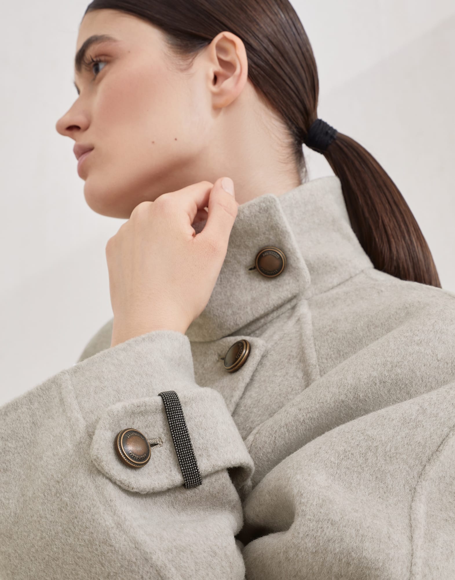 Hand-crafted pea coat in virgin wool and cashmere double cloth with shiny cuff details - 3
