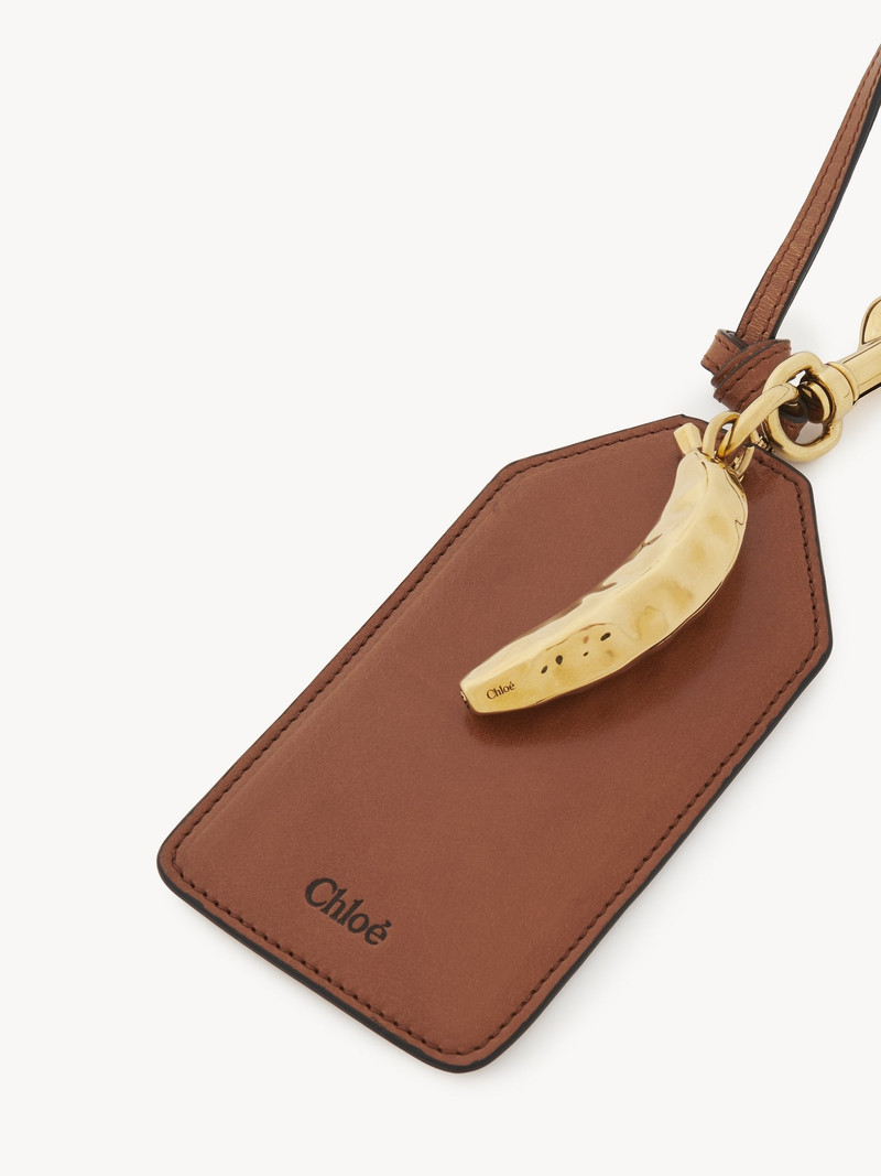 Chloé BANANA TAG IN SHINY LEATHER outlook