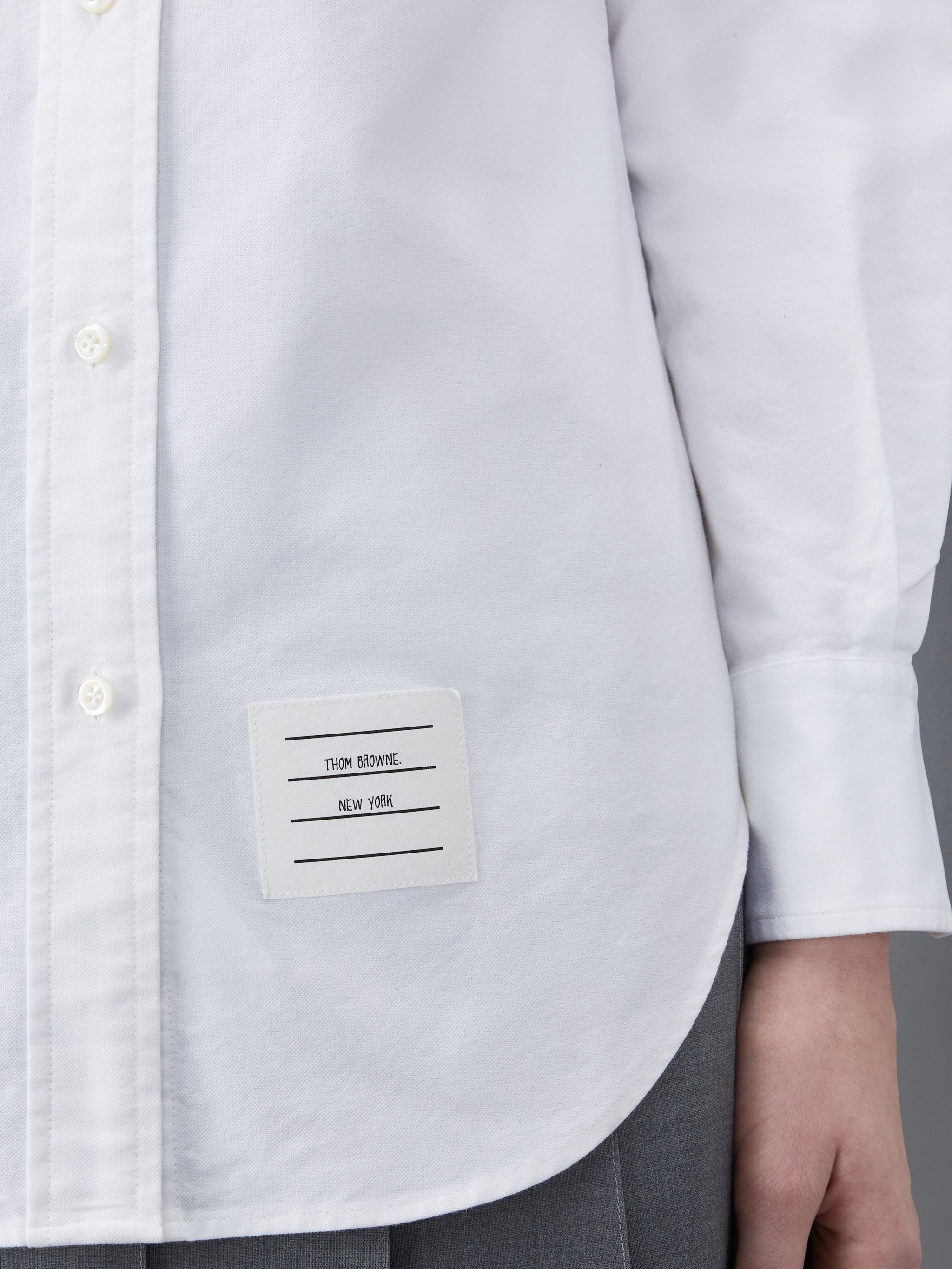 Thom Browne CLASSIC LONG SLEEVE BUTTON DOWN POINT COLLAR SHIRT IN