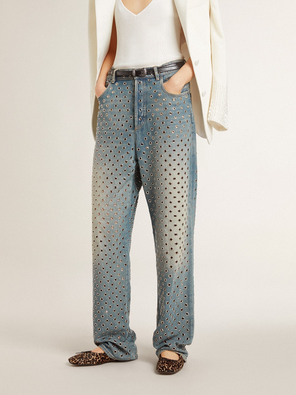 Women's washed jeans with all-over eyelets - 2