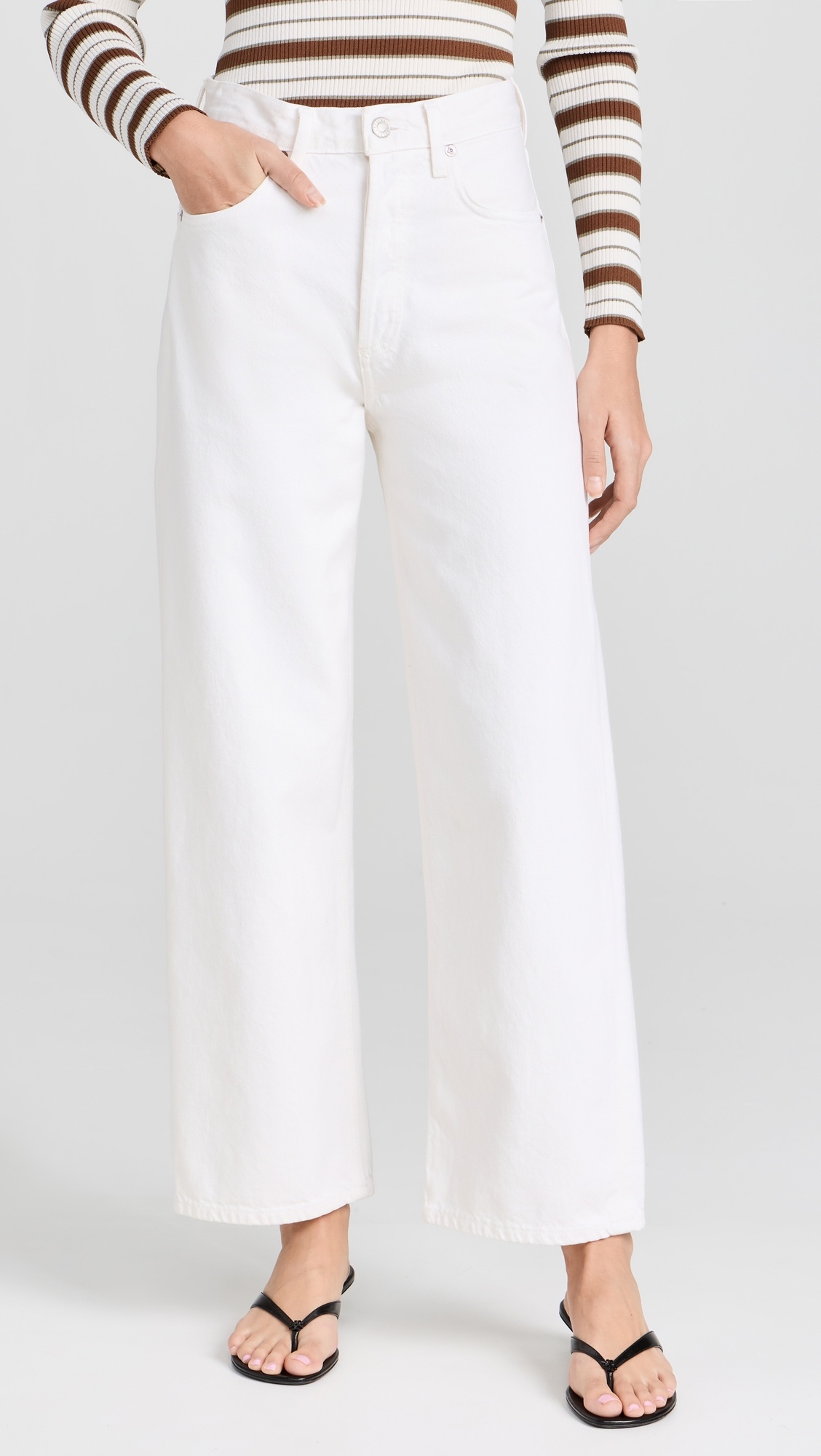 Ren: High Rise Wide Leg Jeans - 6