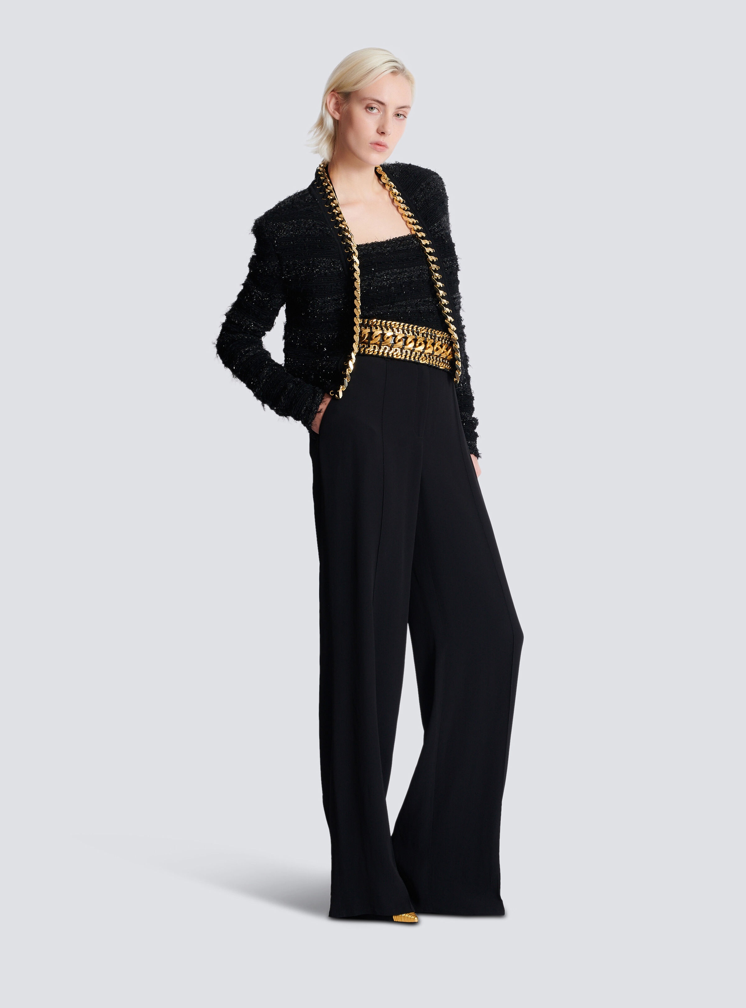 Edge-to-edge knit jacket with chain - 3