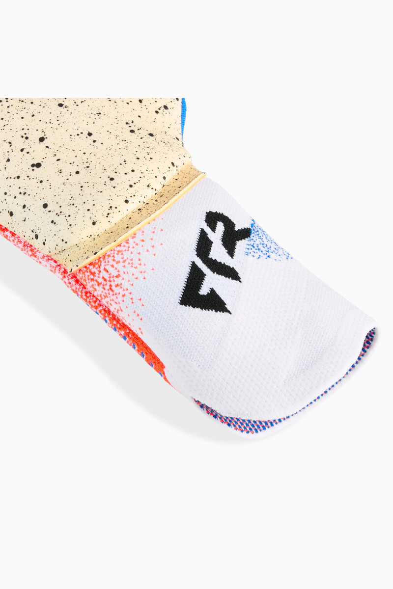 FUTURE Ultimate NC Soccer Goalkeeper Gloves 3