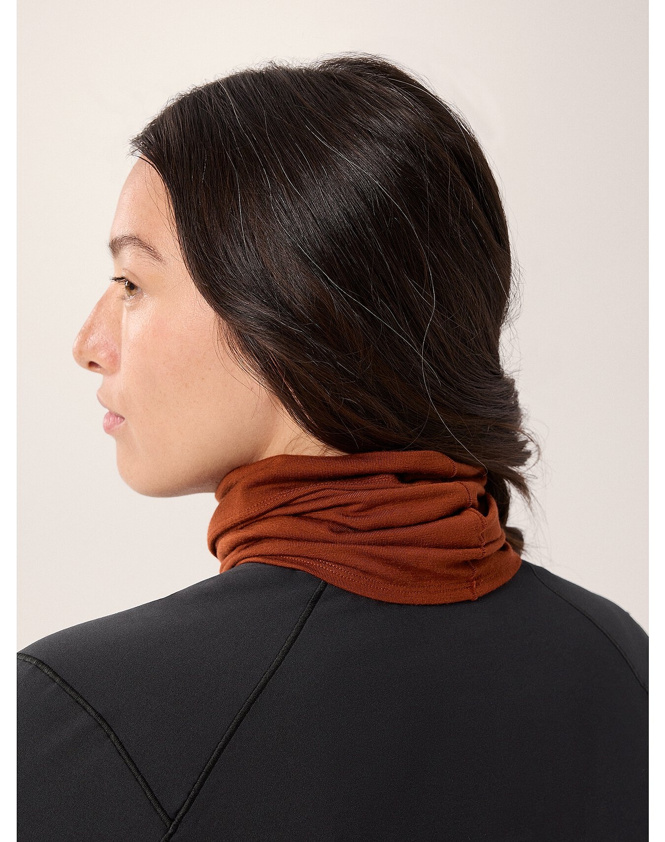 Rho Lightweight Wool Neck Gaiter - 4