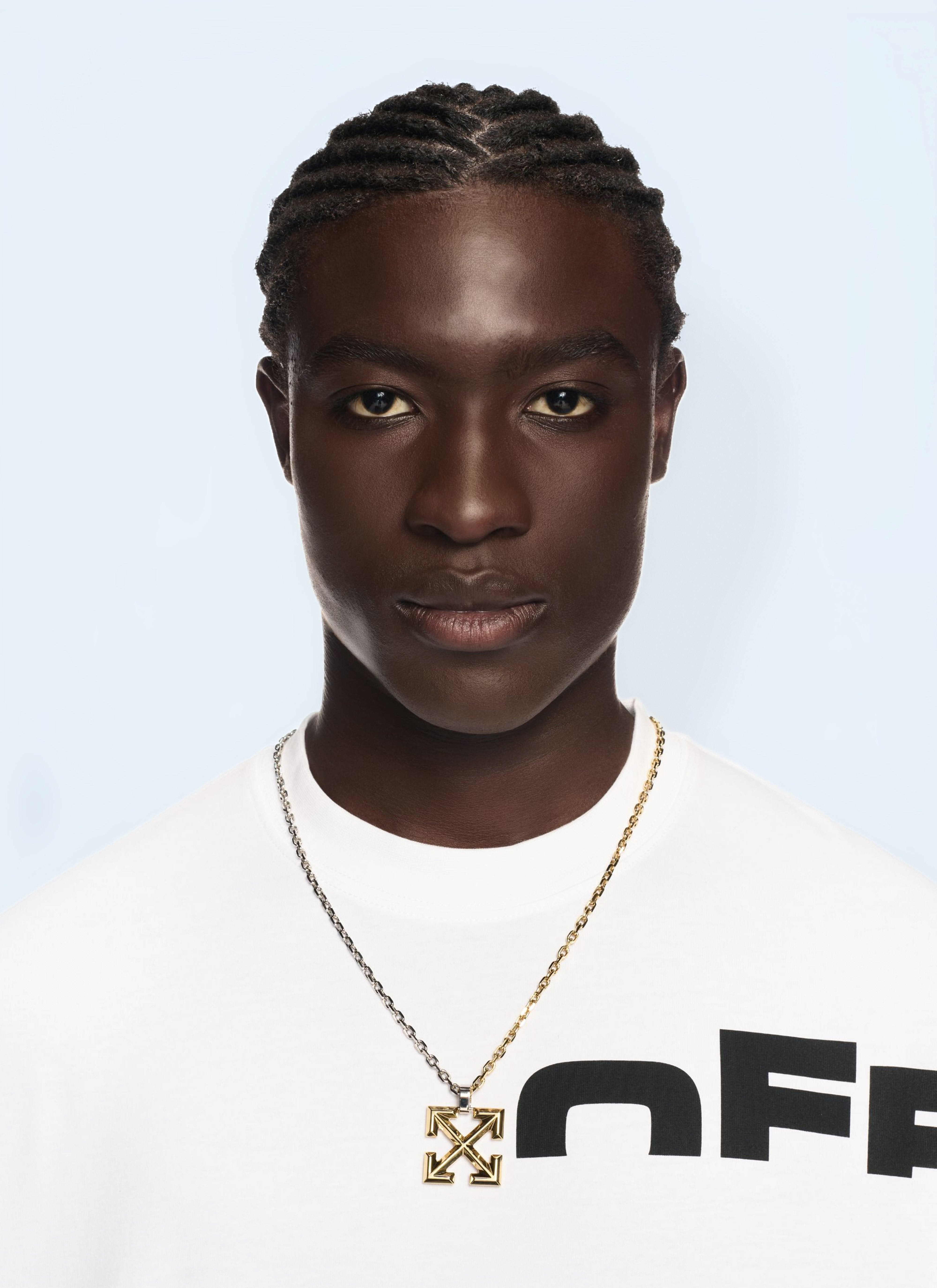 Off White Men Arrow Pendant Necklace - 2