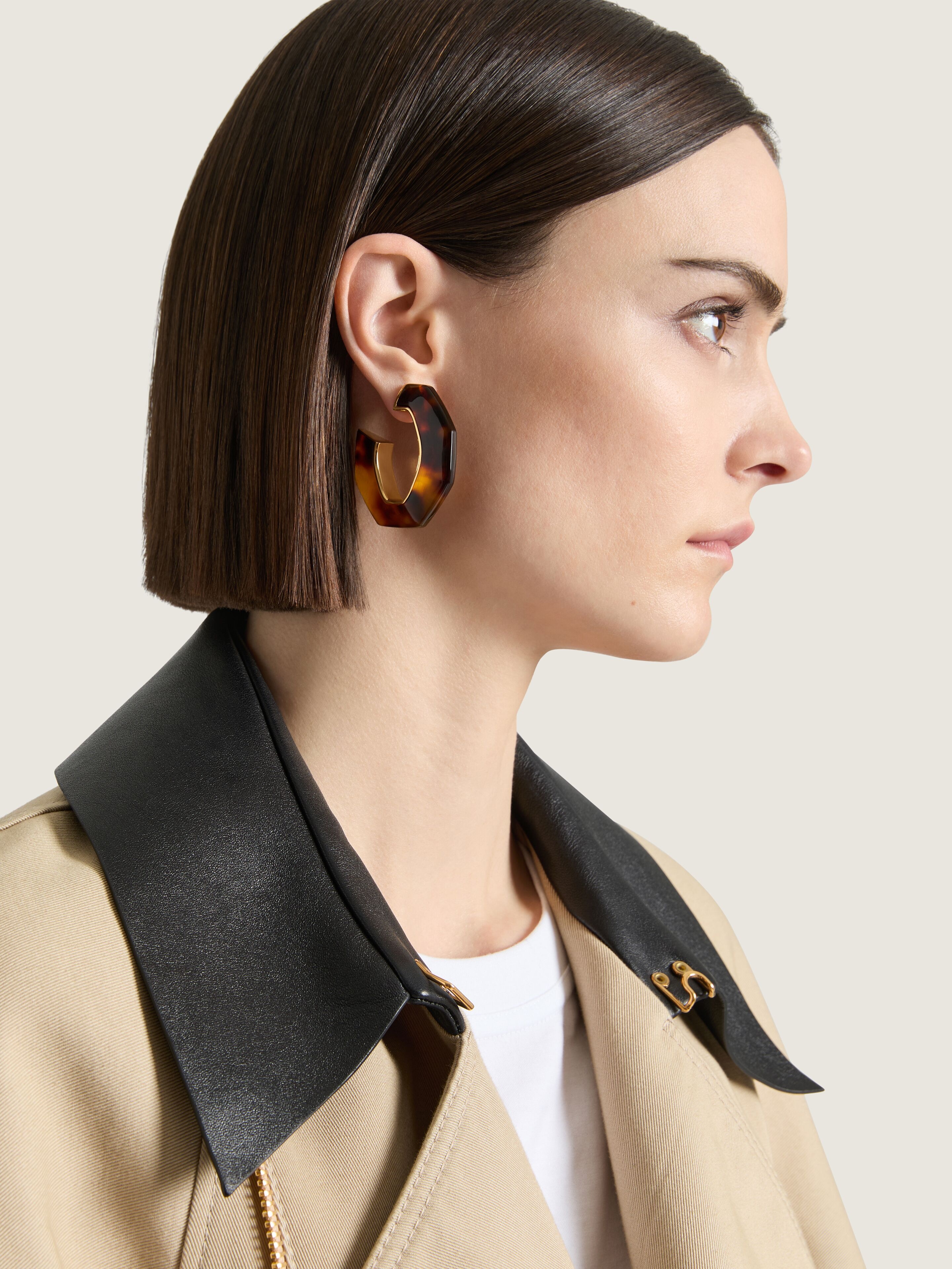 CHAIN EARRINGS IN METAL AND RESIN - 2