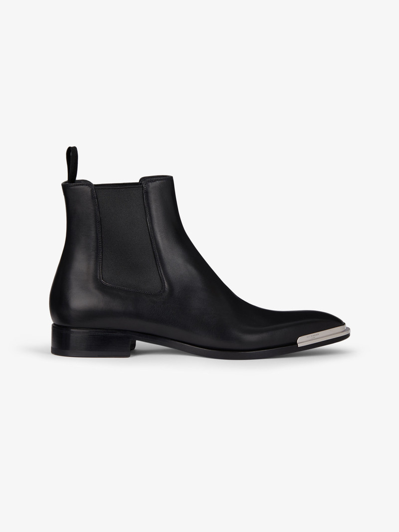 Austin chelsea boots in box leather with metal tips 1