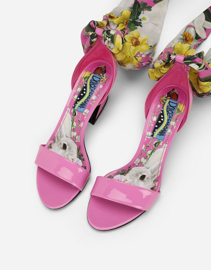 Patent leather sandals with printed fabric and DG logo - 4